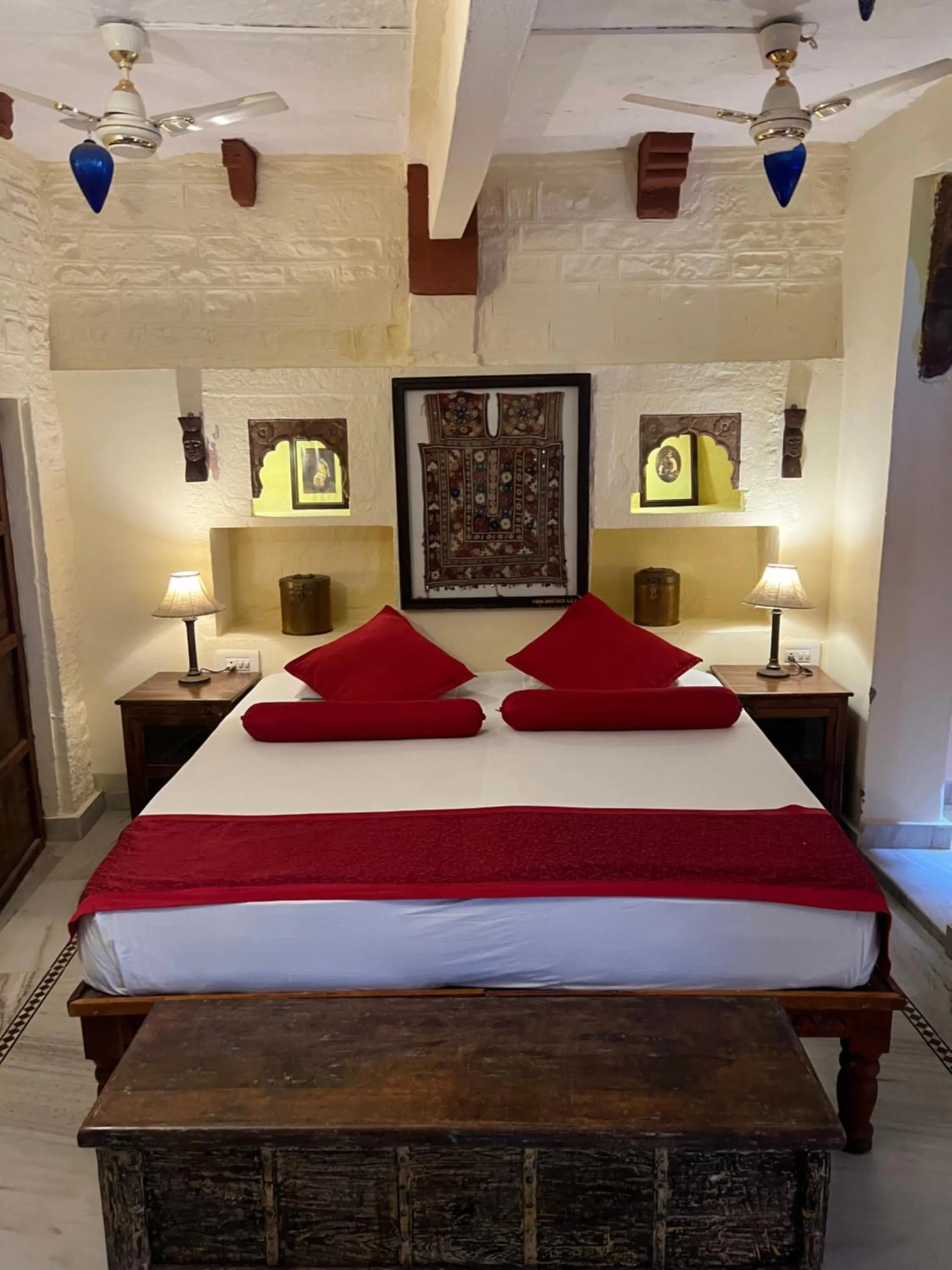 Photo of the whole room, Bed in Juna Mahal Boutique Home Stay