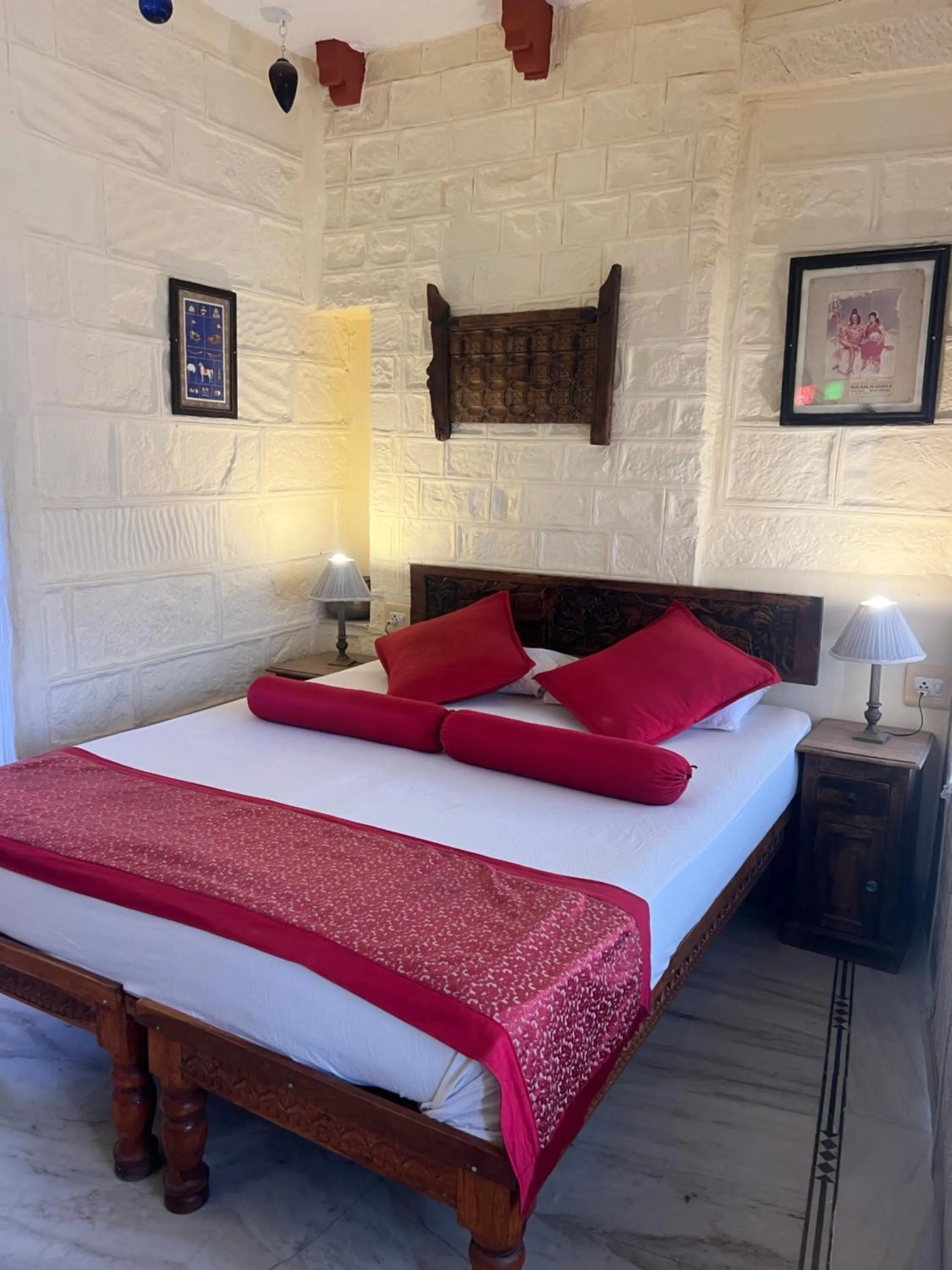 Bed in Juna Mahal Boutique Home Stay