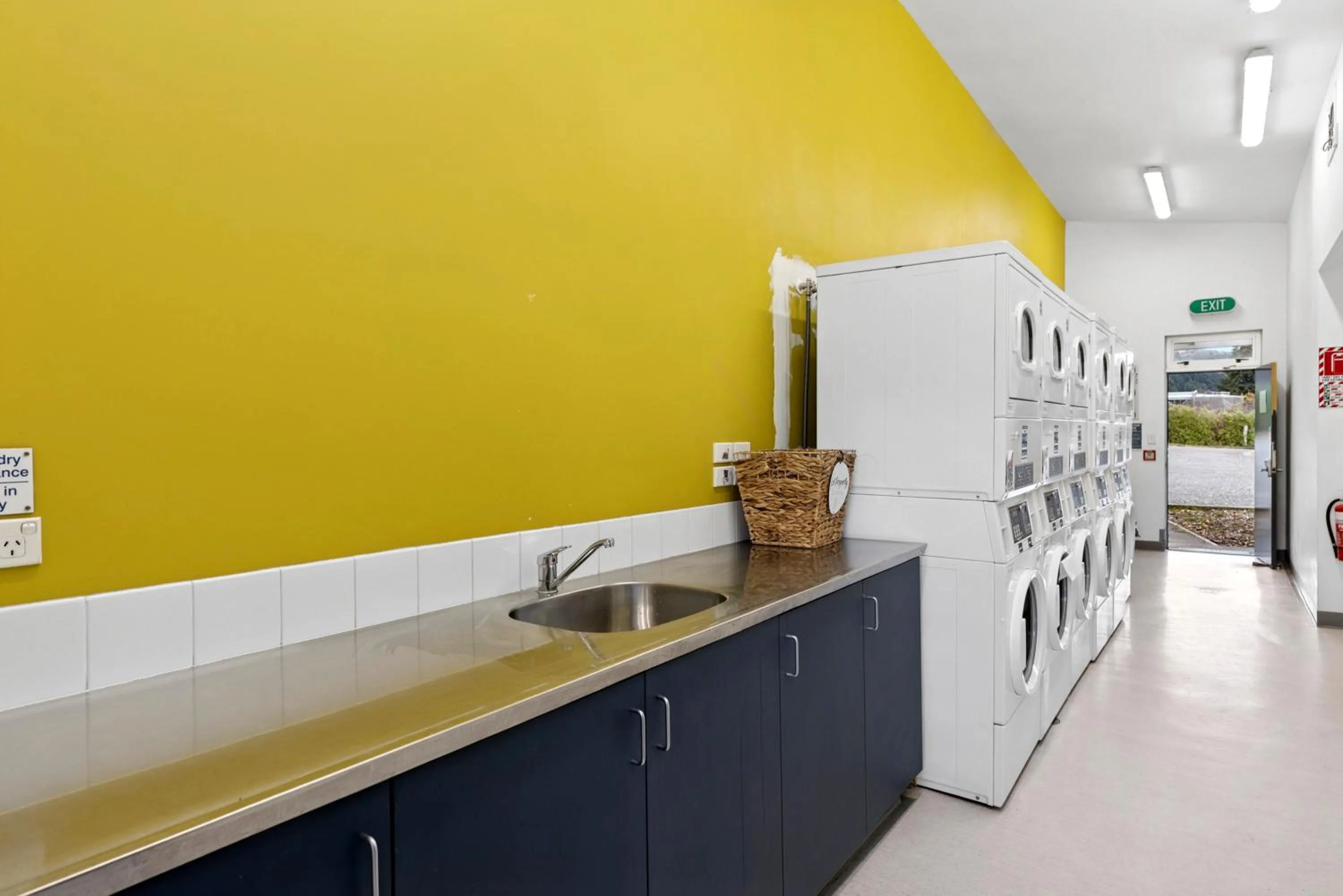 laundry in Hampshire Holiday Parks - Queenstown Lakeview