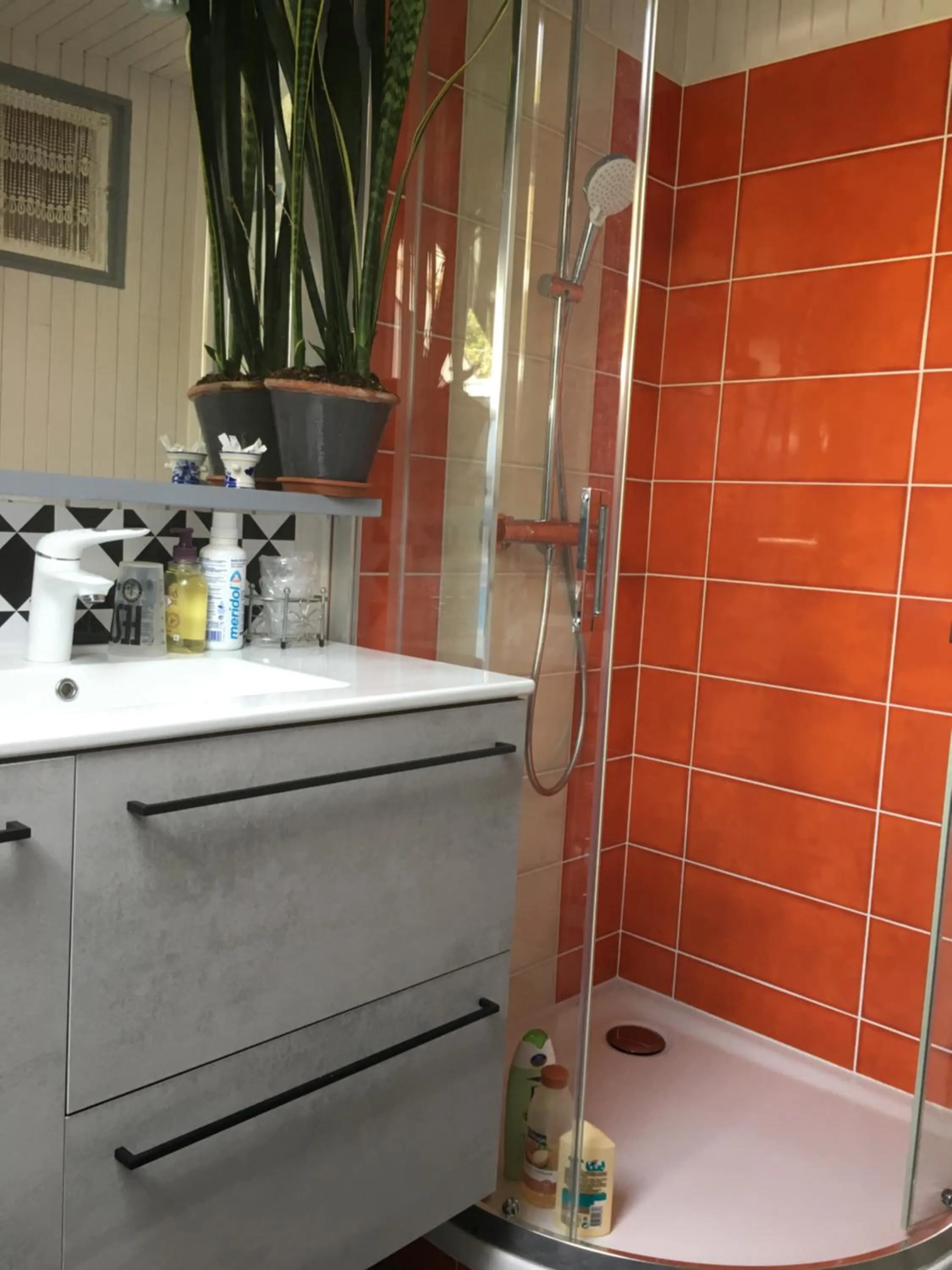Shower in Chambres d'hotes Chez Annie