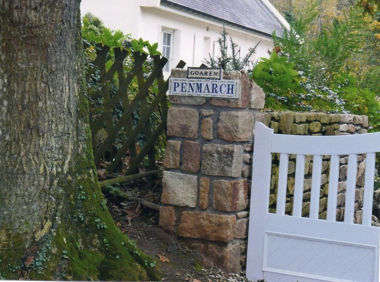 Facade/entrance in Chambres d'hotes Chez Annie