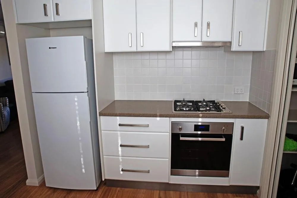 Amooran Oceanside Apartments and Motel