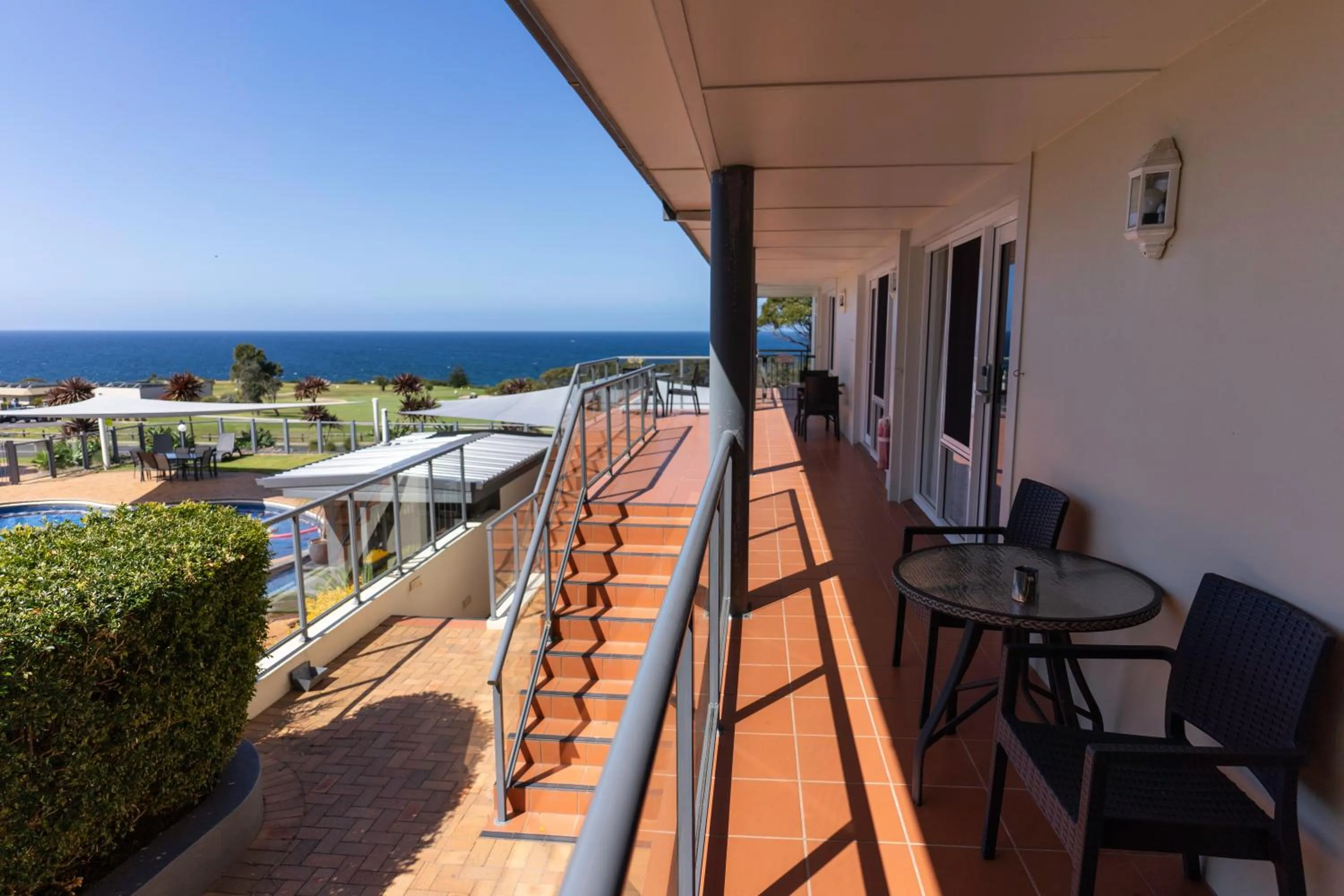 Amooran Oceanside Apartments and Motel