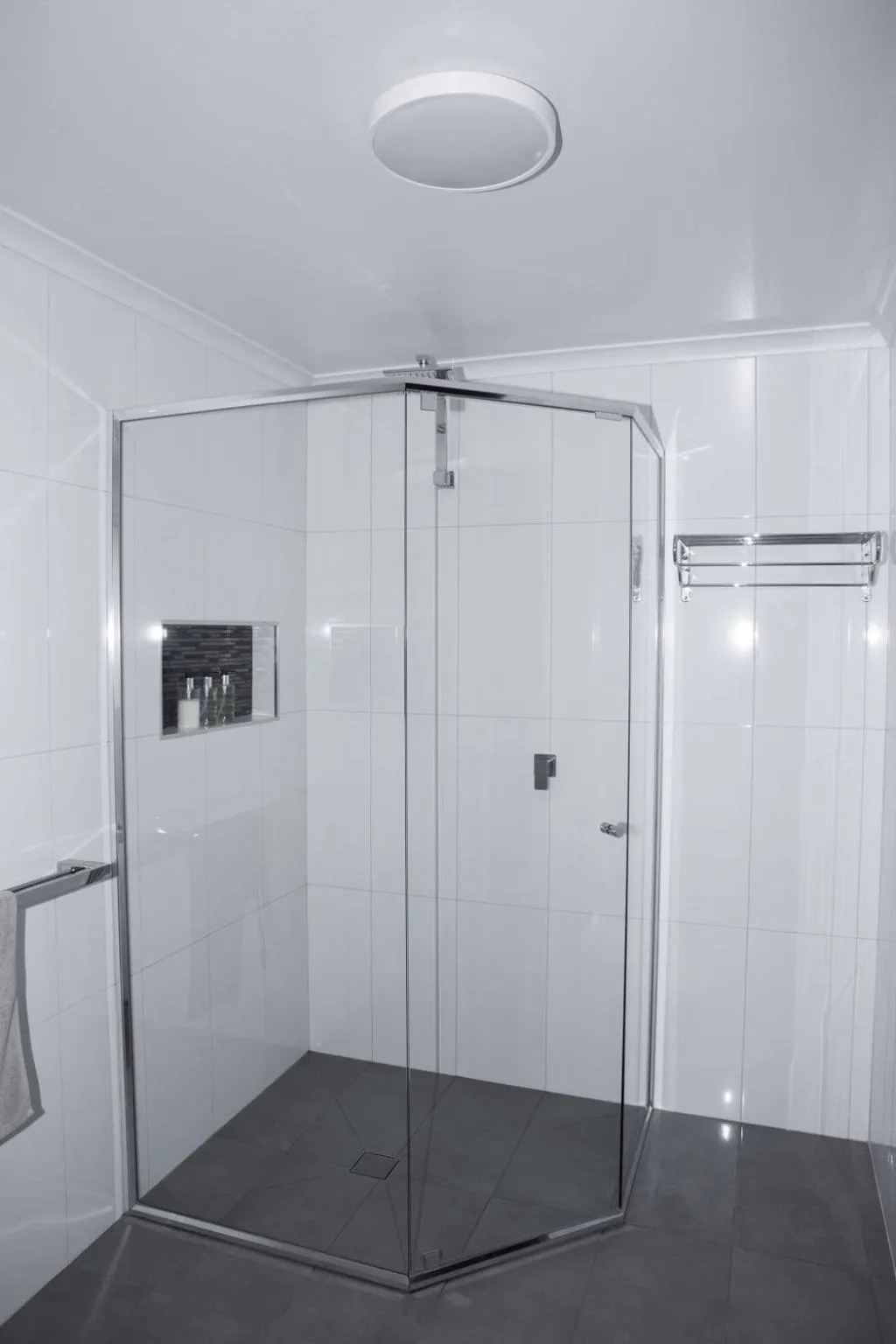 Amooran Oceanside Apartments and Motel