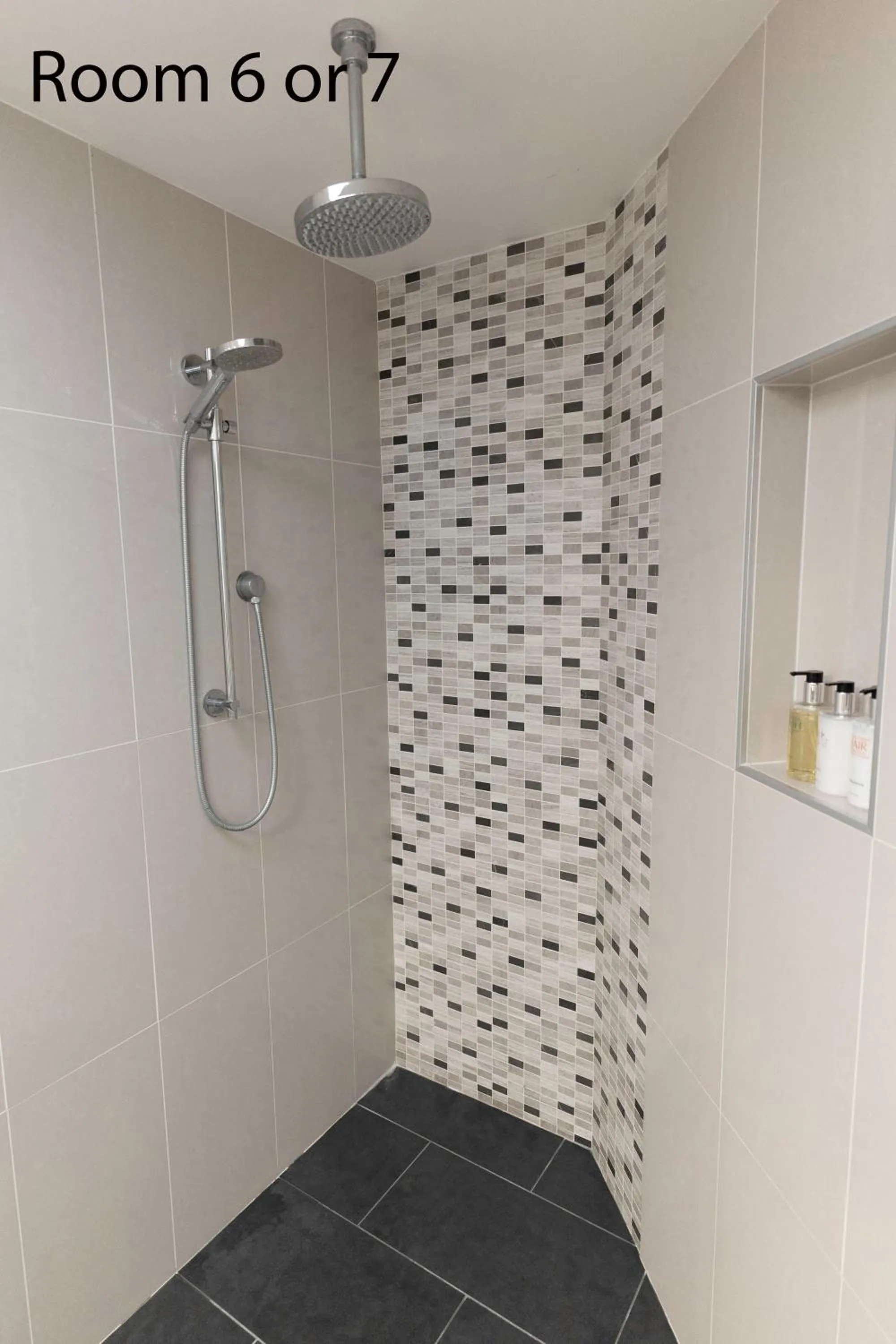 Amooran Oceanside Apartments and Motel