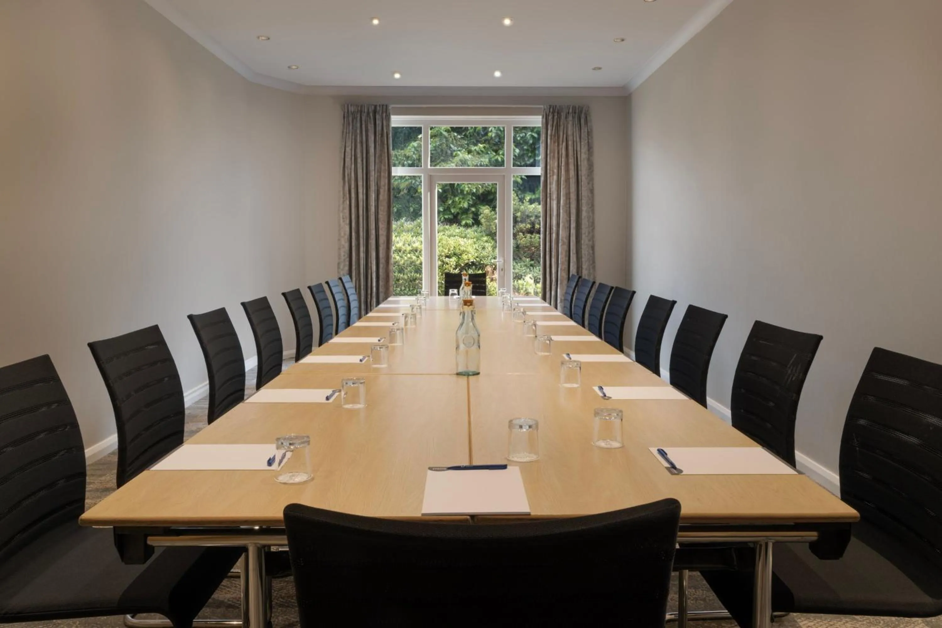 Meeting/conference room in Delta Hotels by Marriott Edinburgh