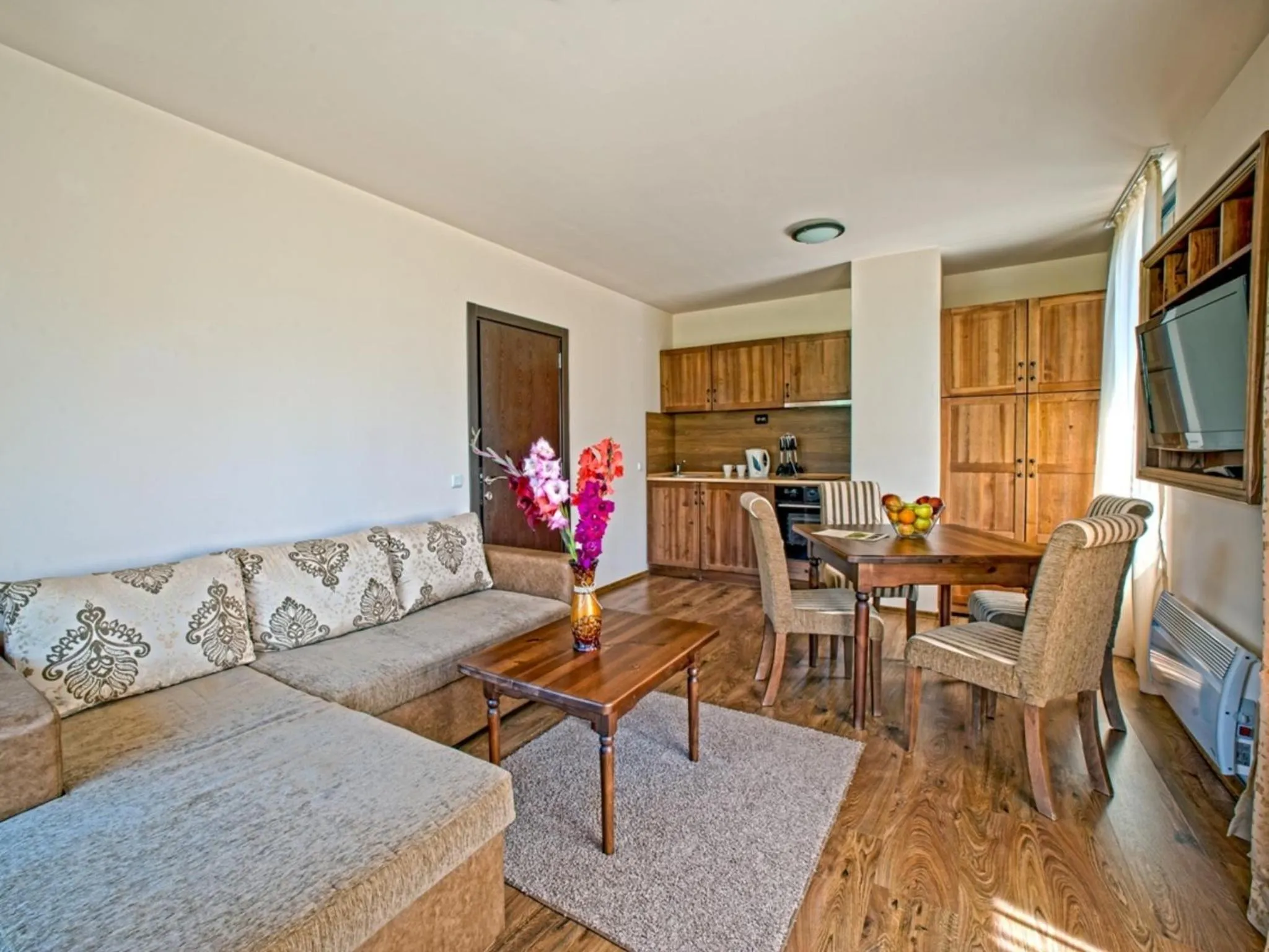 TV and multimedia in Cornelia Deluxe Residence