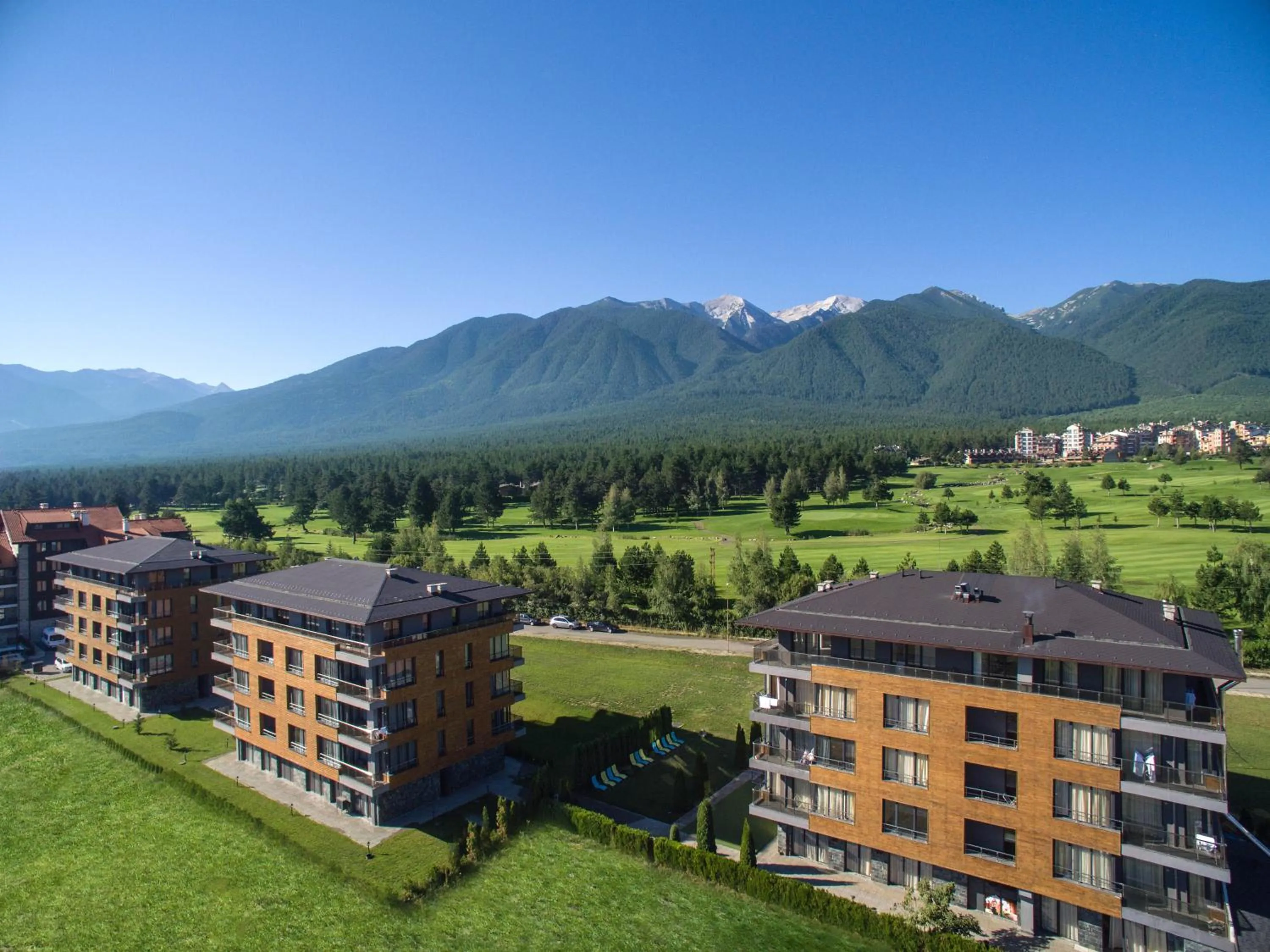 Facade/entrance in Cornelia Deluxe Residence