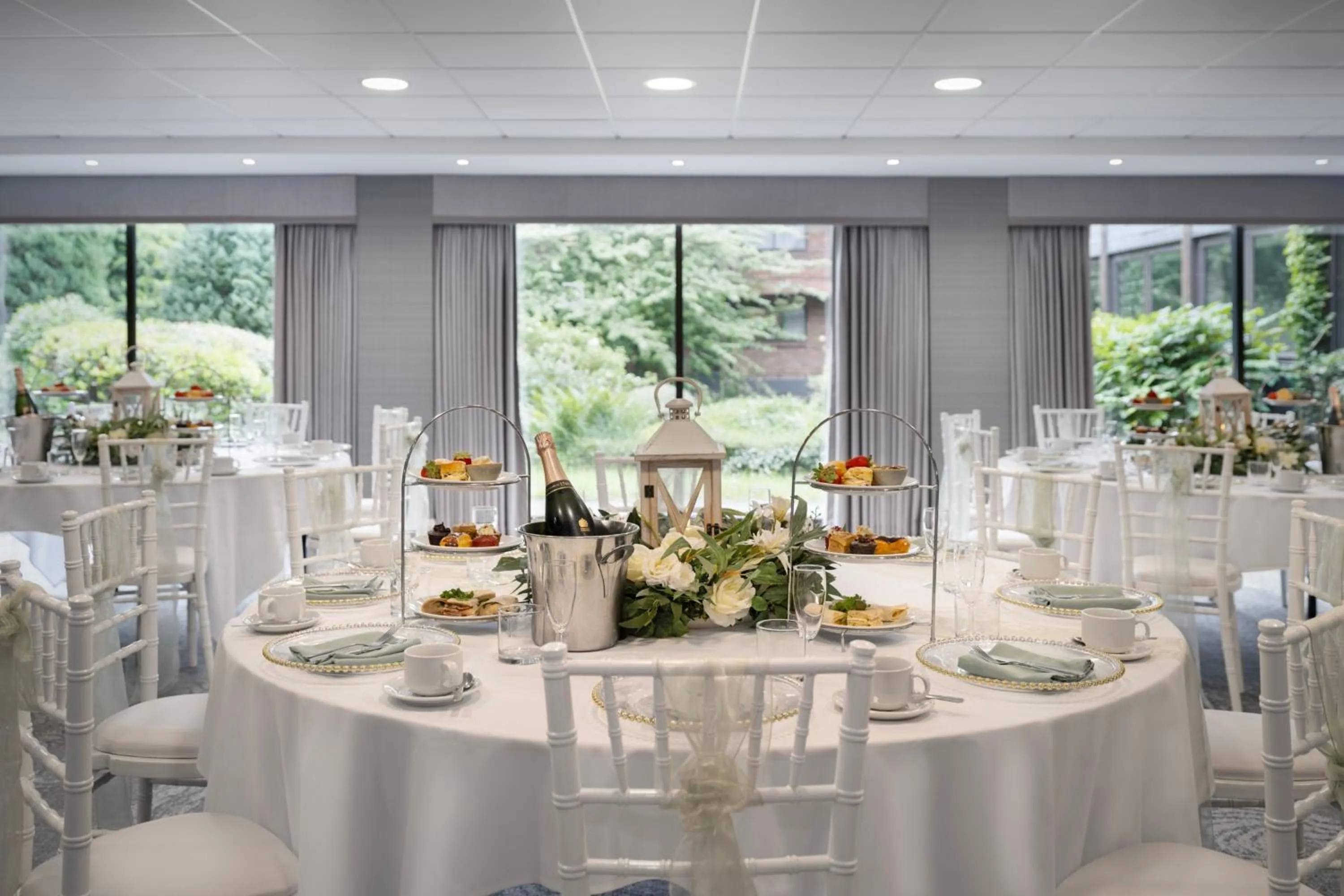 Meeting/conference room in Delta Hotels by Marriott Manchester Airport