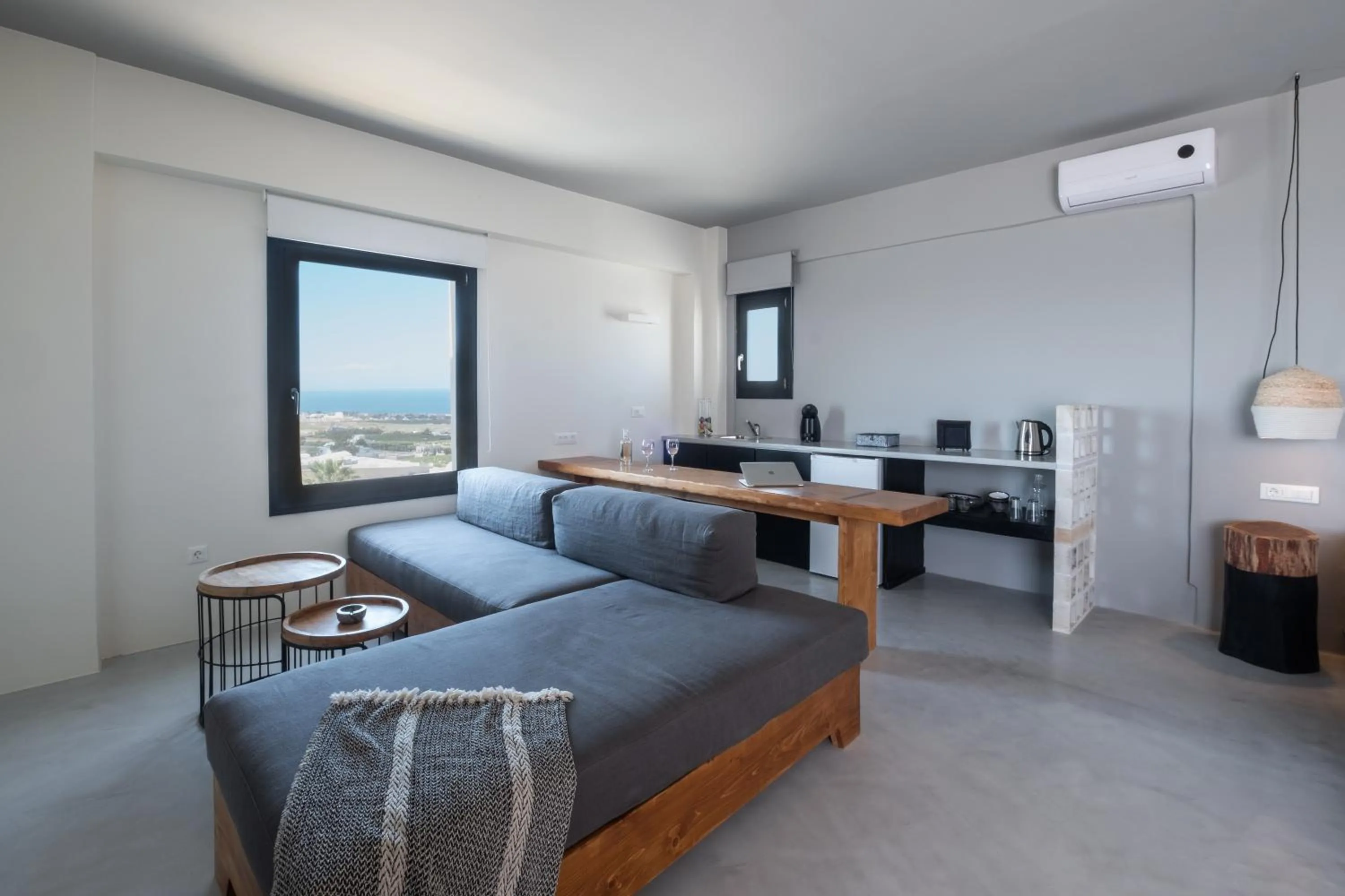 Kitchen or kitchenette in IfestAu.4 Suites