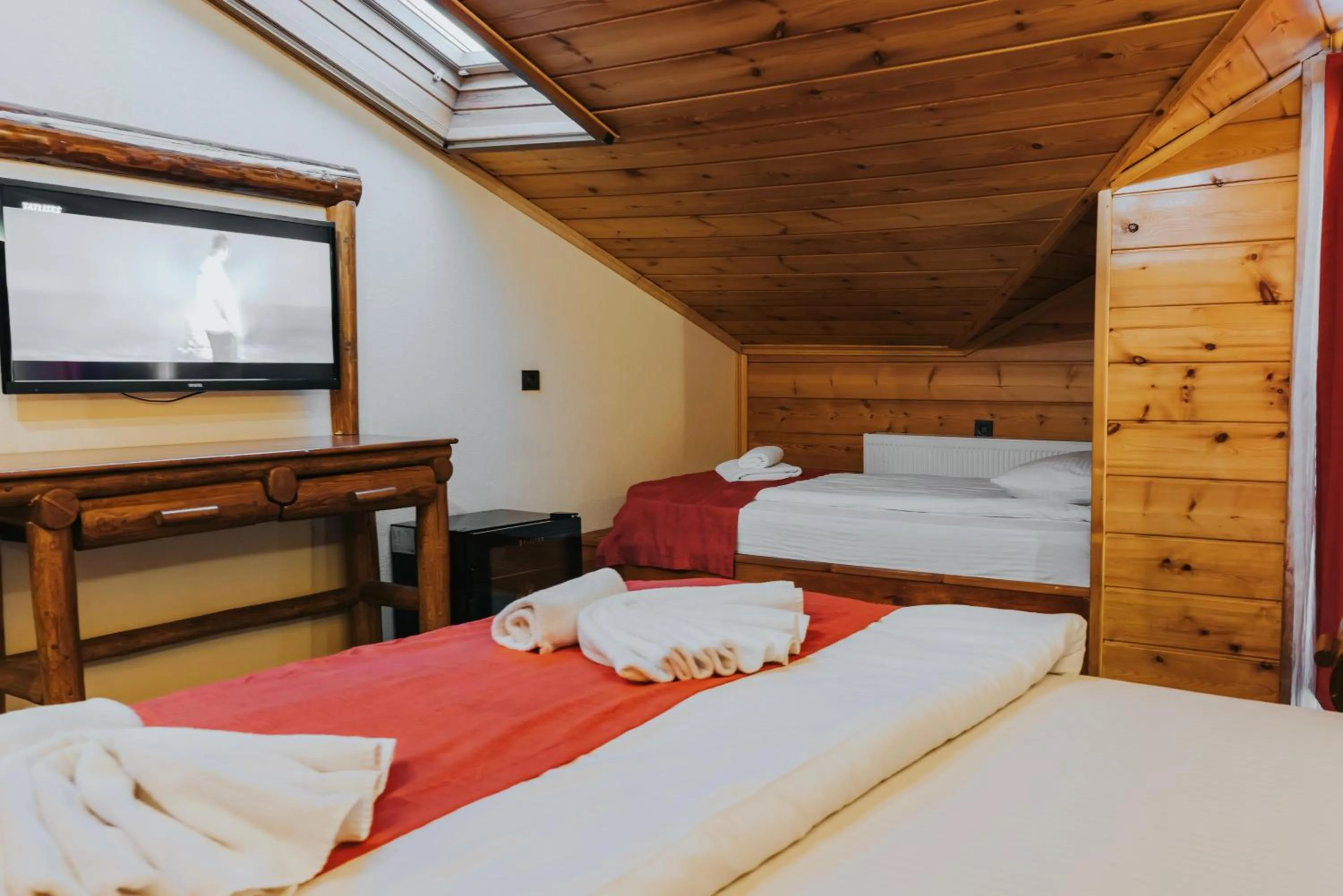 Bed in Inan Kardesler Hotel