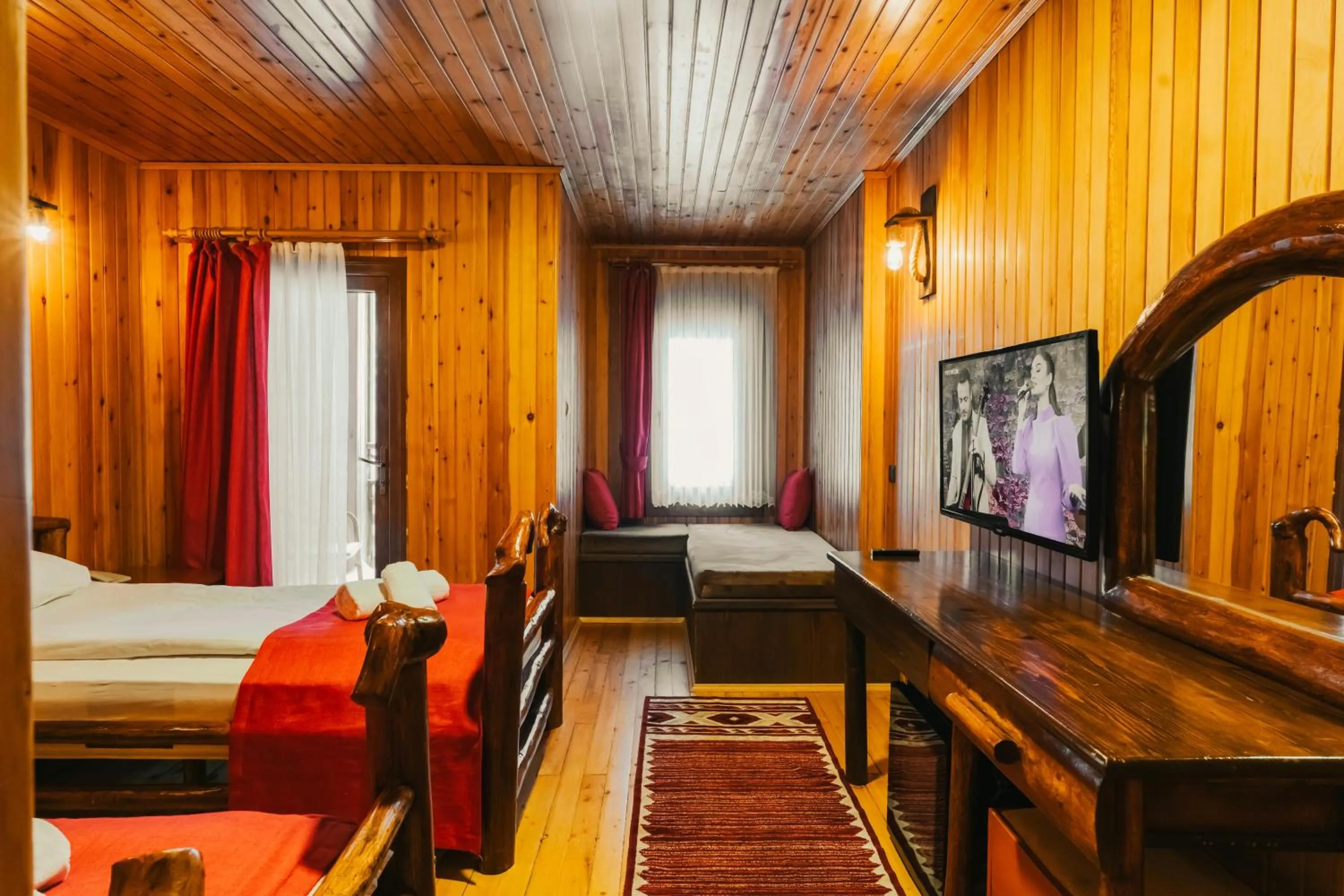 Bed in Inan Kardesler Hotel