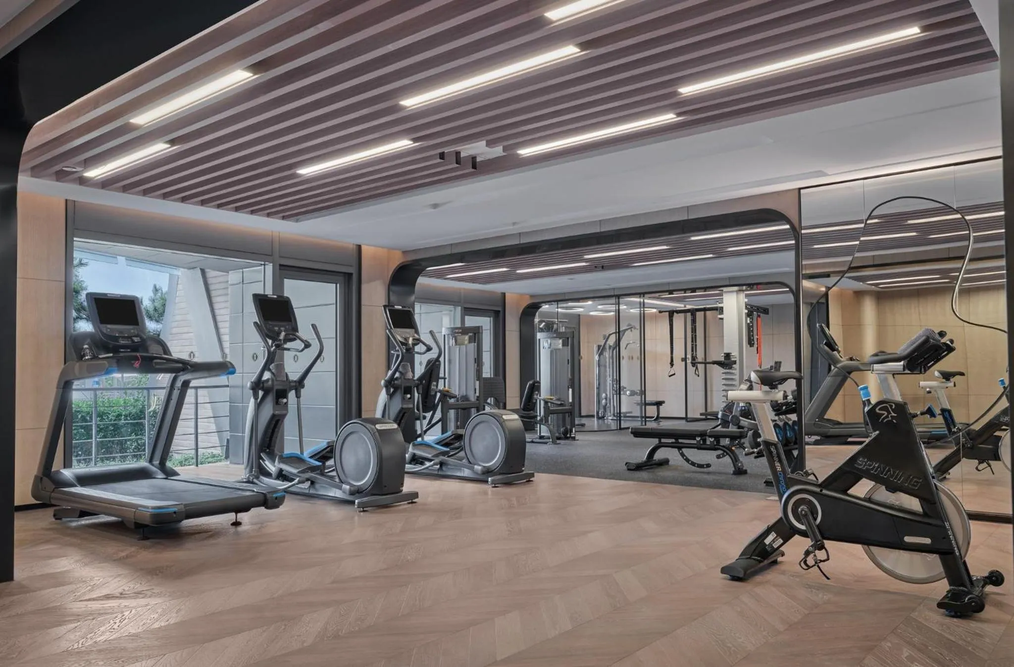 Fitness centre/facilities in InterContinental Shanghai Harbour City by IHG