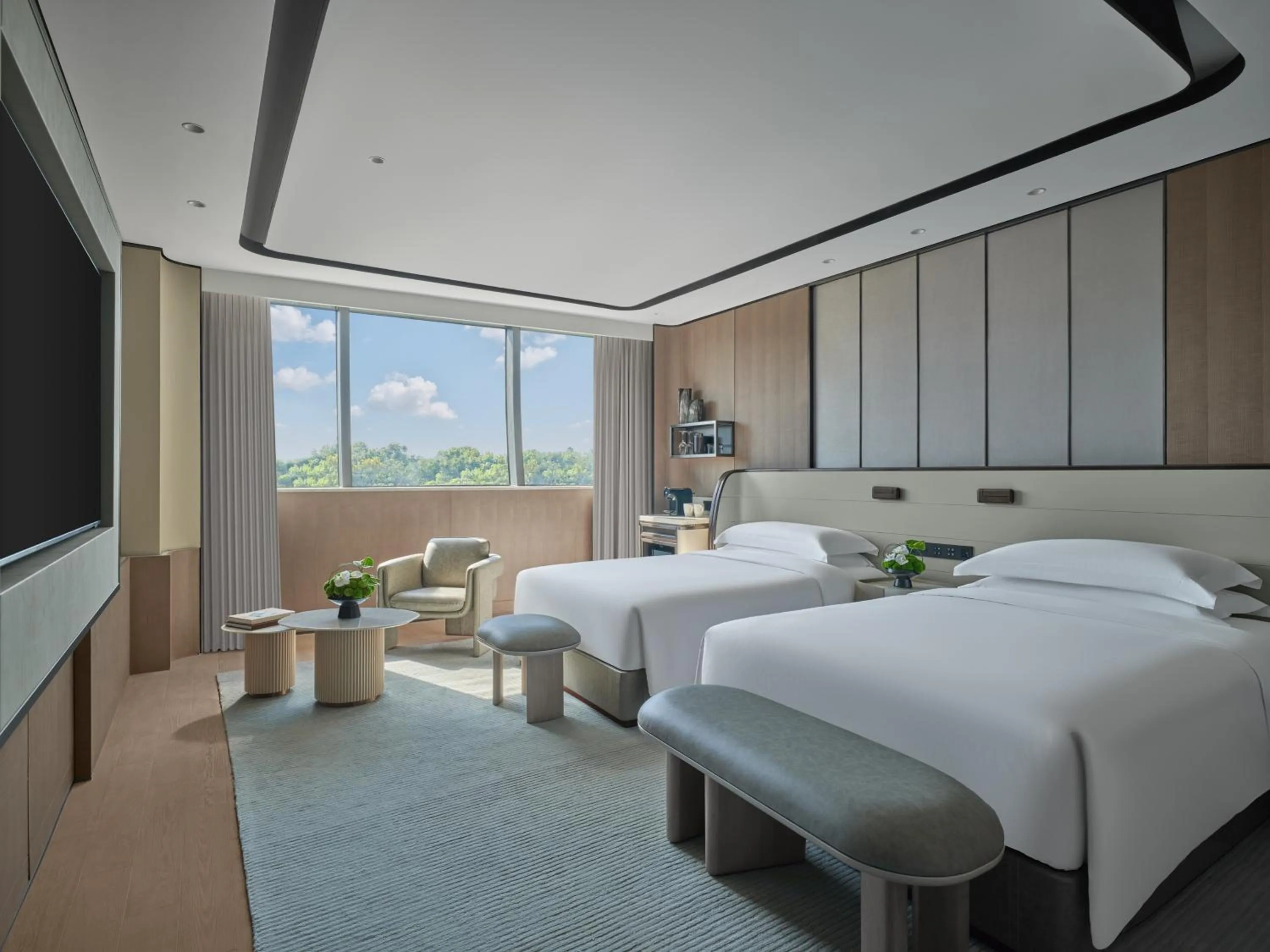 Bedroom, Bed in InterContinental Shanghai Harbour City by IHG