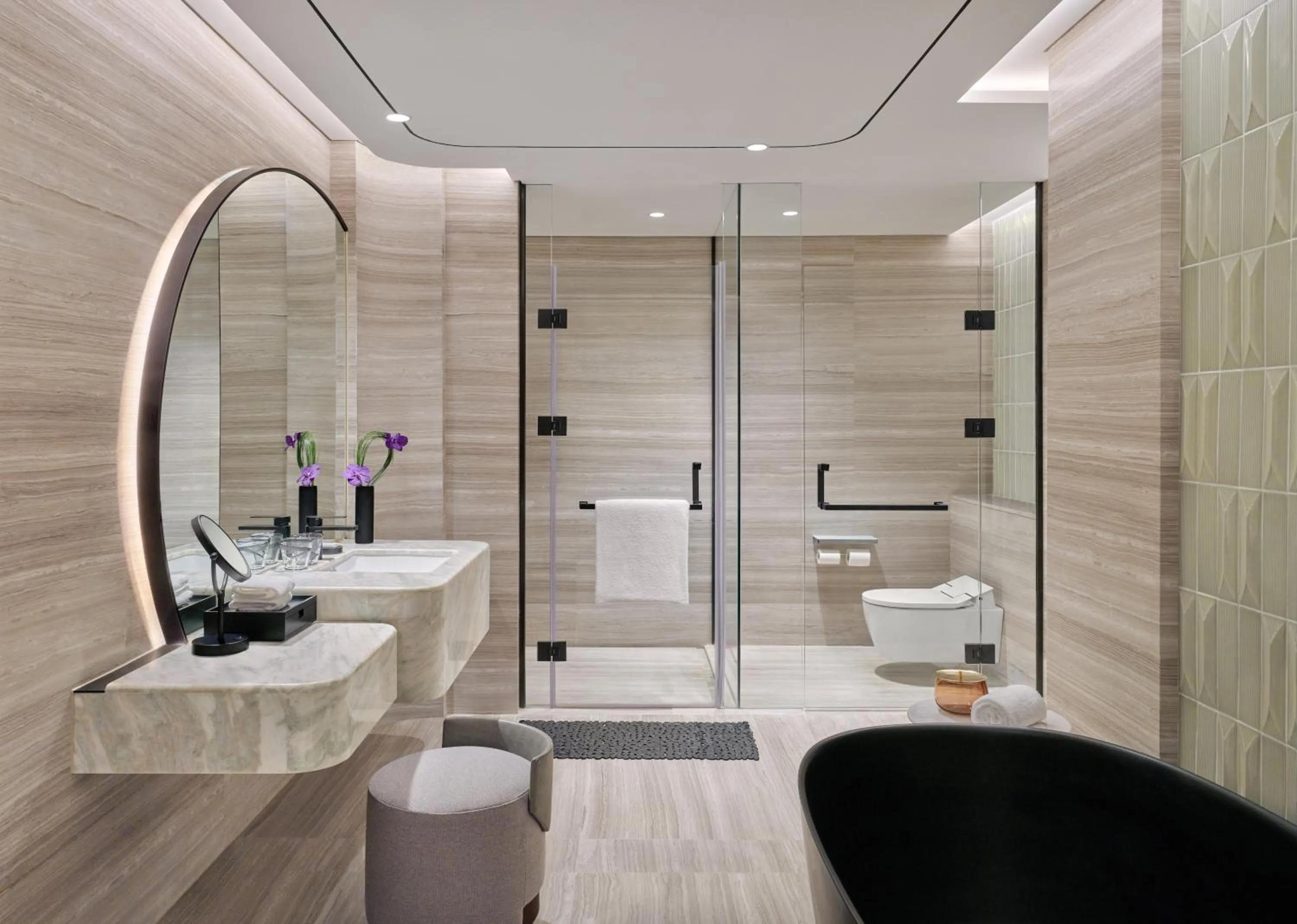 Bathroom in InterContinental Shanghai Harbour City by IHG