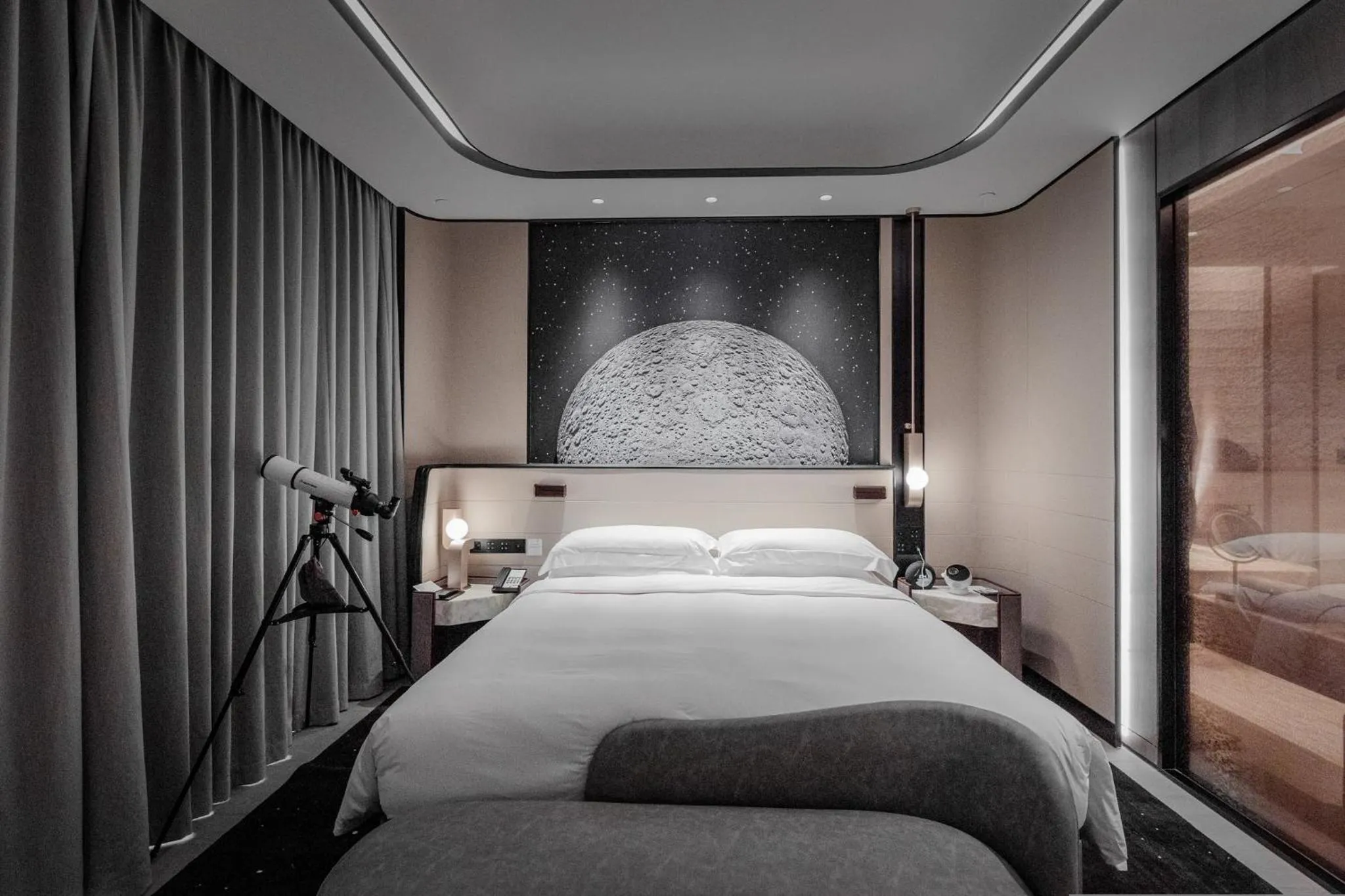 Photo of the whole room, Bed in InterContinental Shanghai Harbour City by IHG