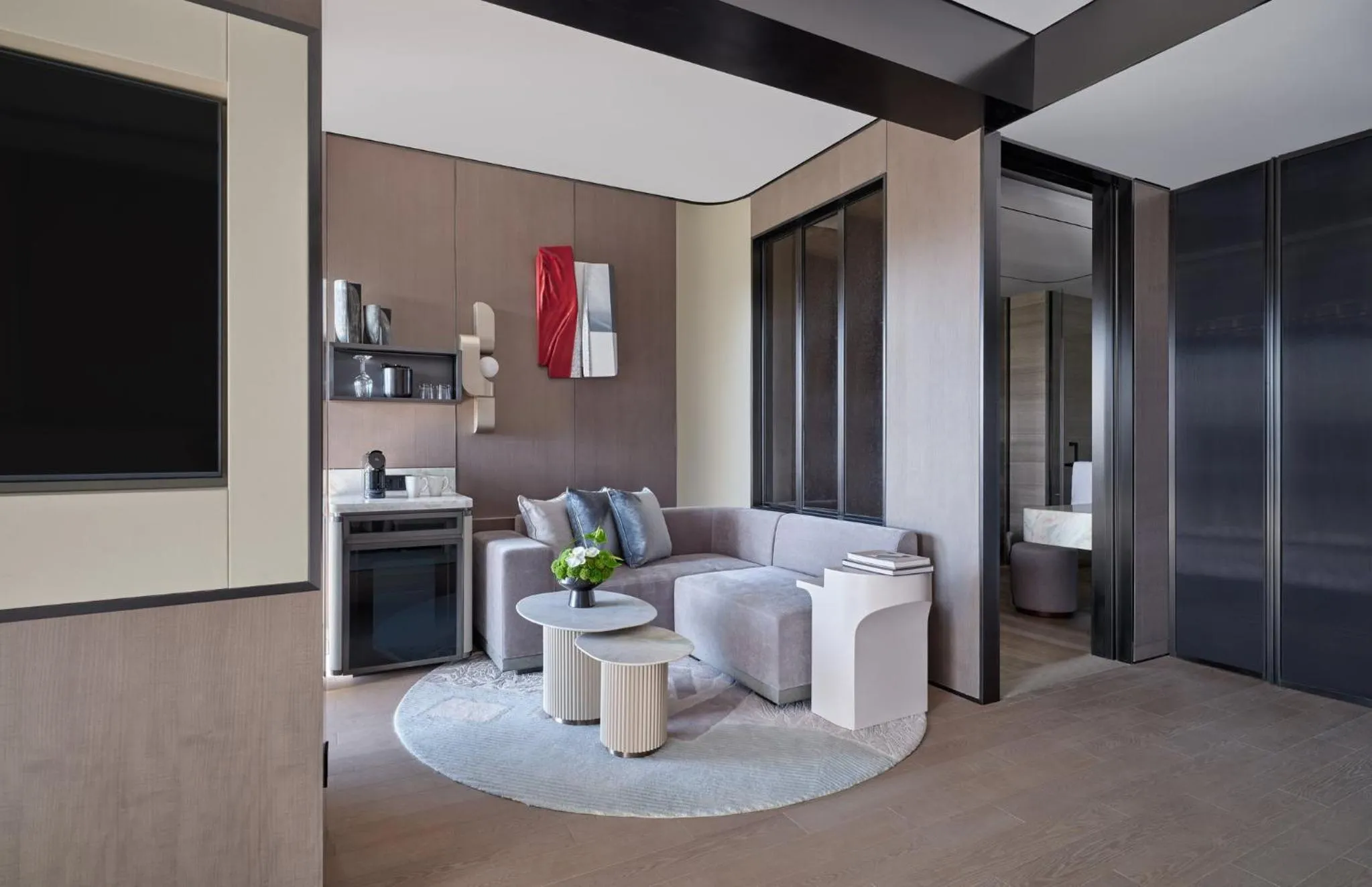 Photo of the whole room in InterContinental Shanghai Harbour City by IHG