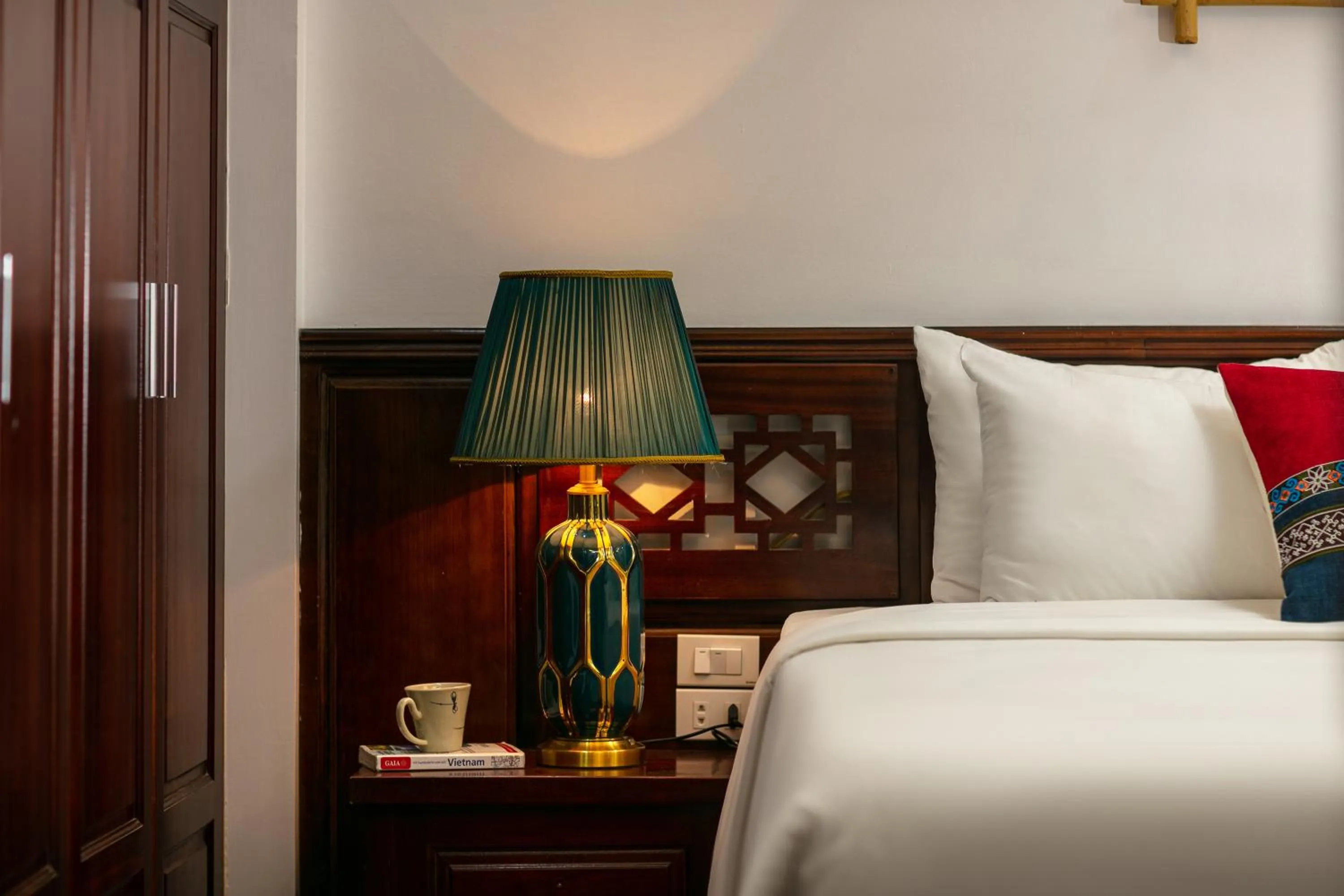 Bed in Sapa Mountain Queen House