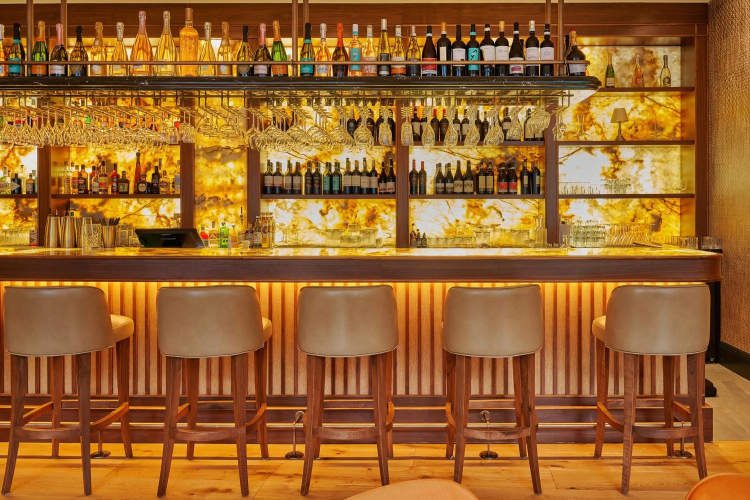 Lounge or bar in Leeds Marriott Hotel