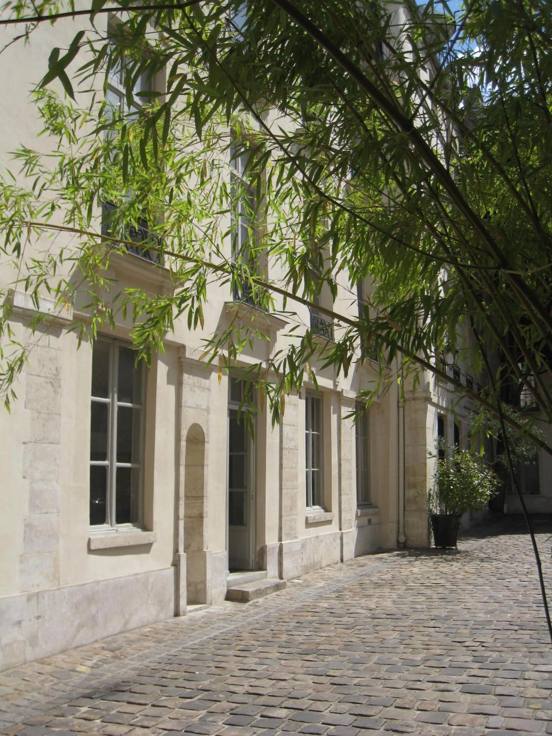 Facade/entrance in Boutique Hotel de la Place des Vosges