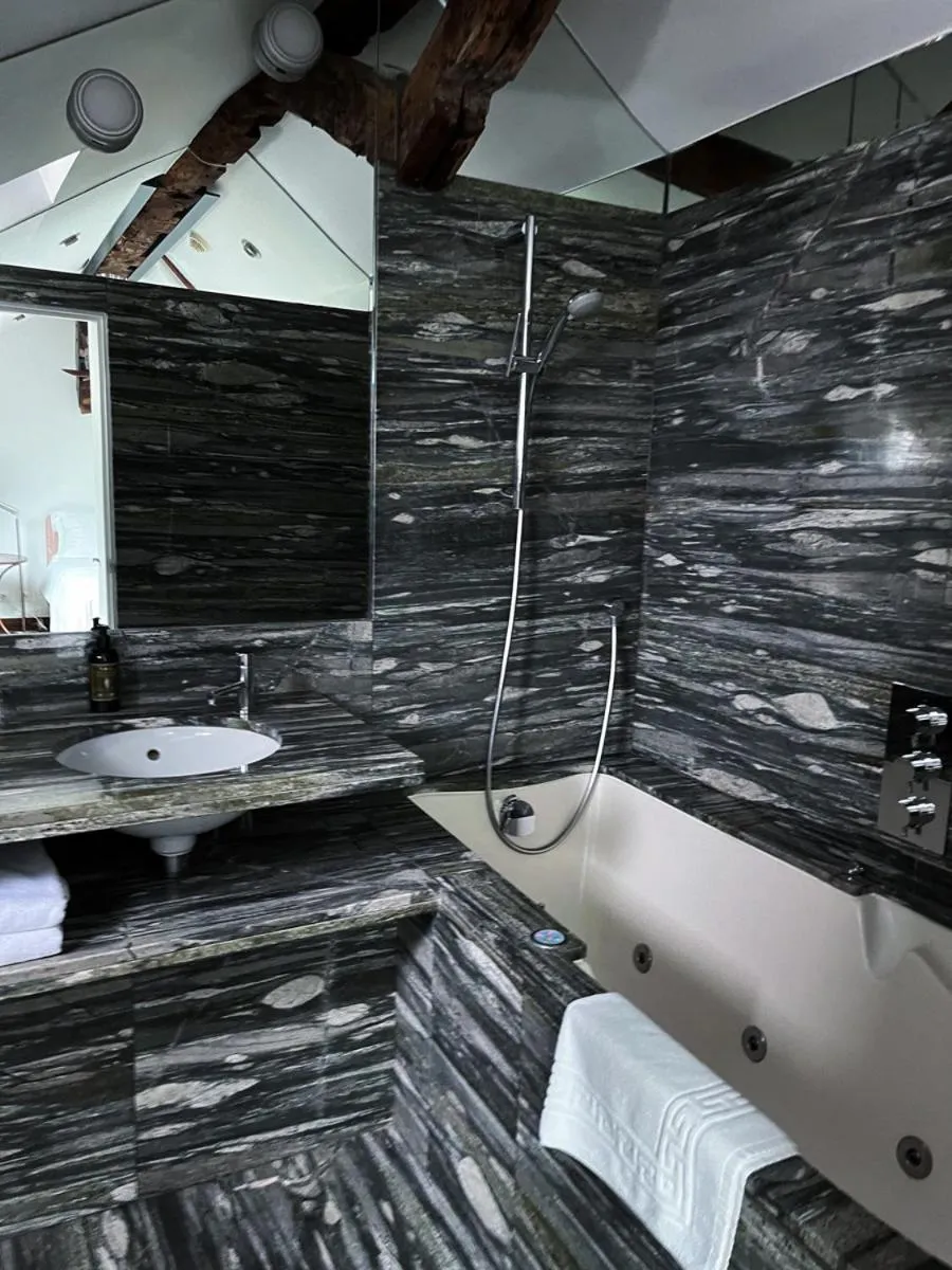 Boutique Hotel de la Place des Vosges