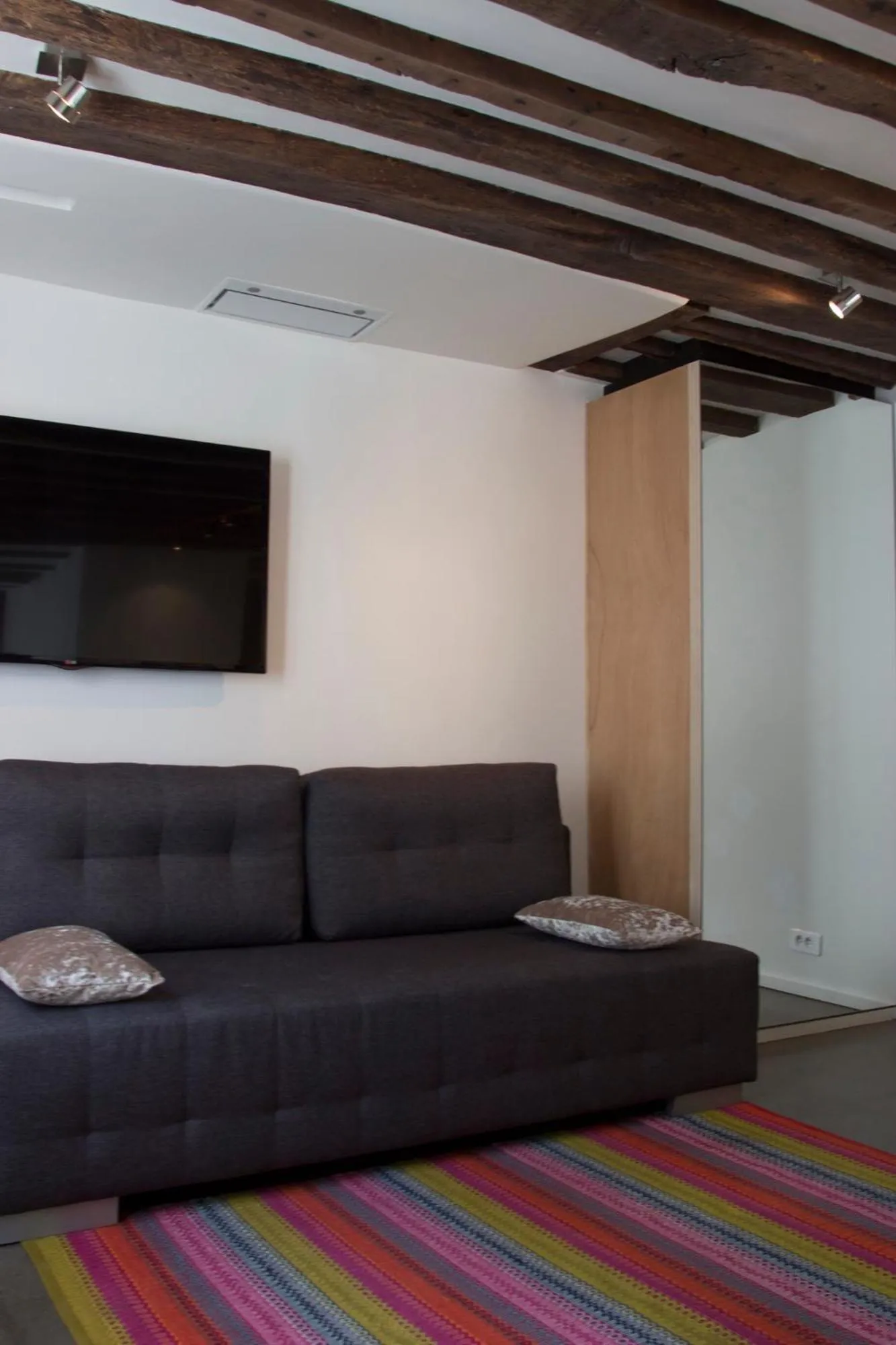 Photo of the whole room in Boutique Hotel de la Place des Vosges