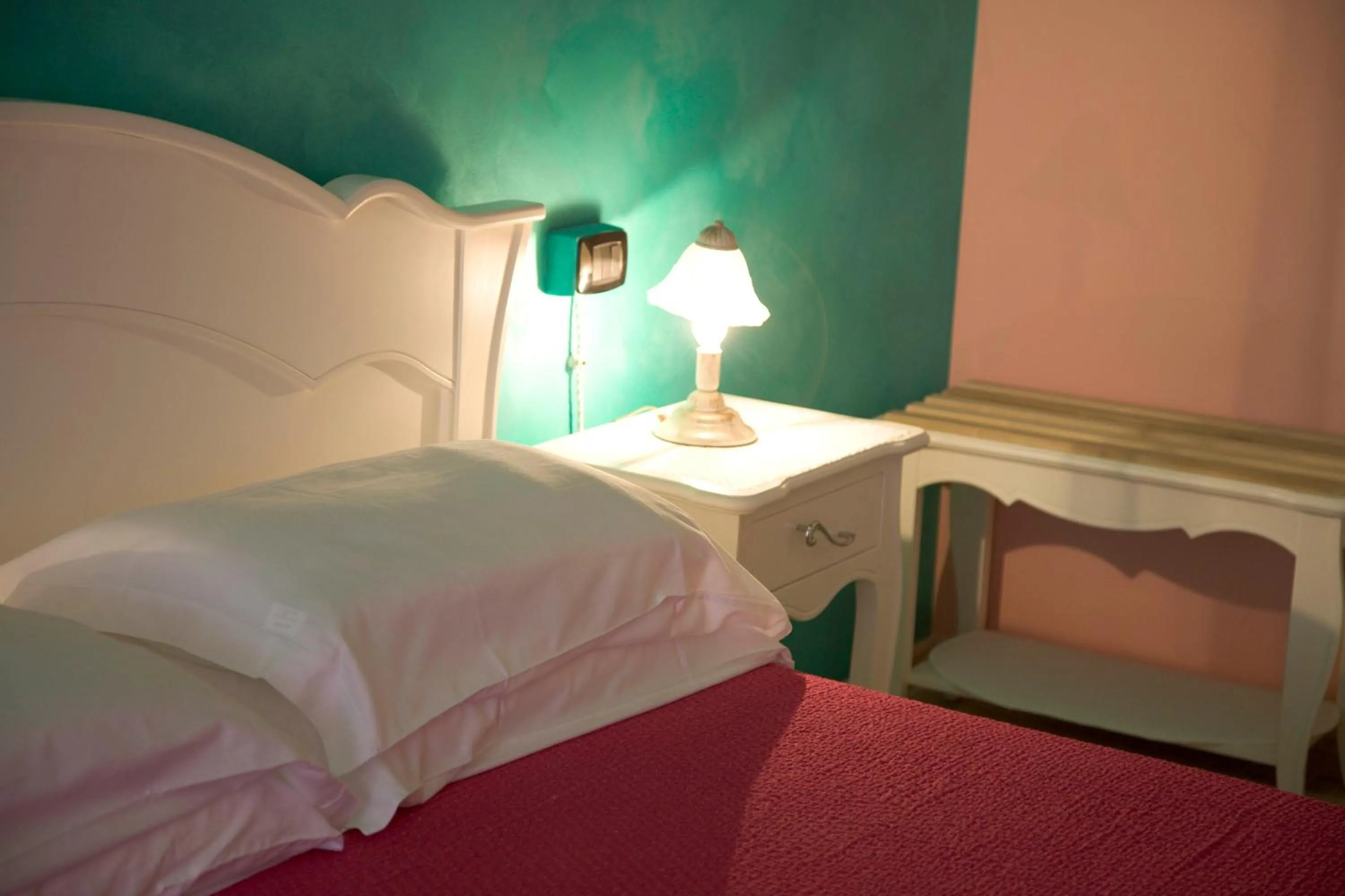 Decorative detail, Bed in Raffaello Residence