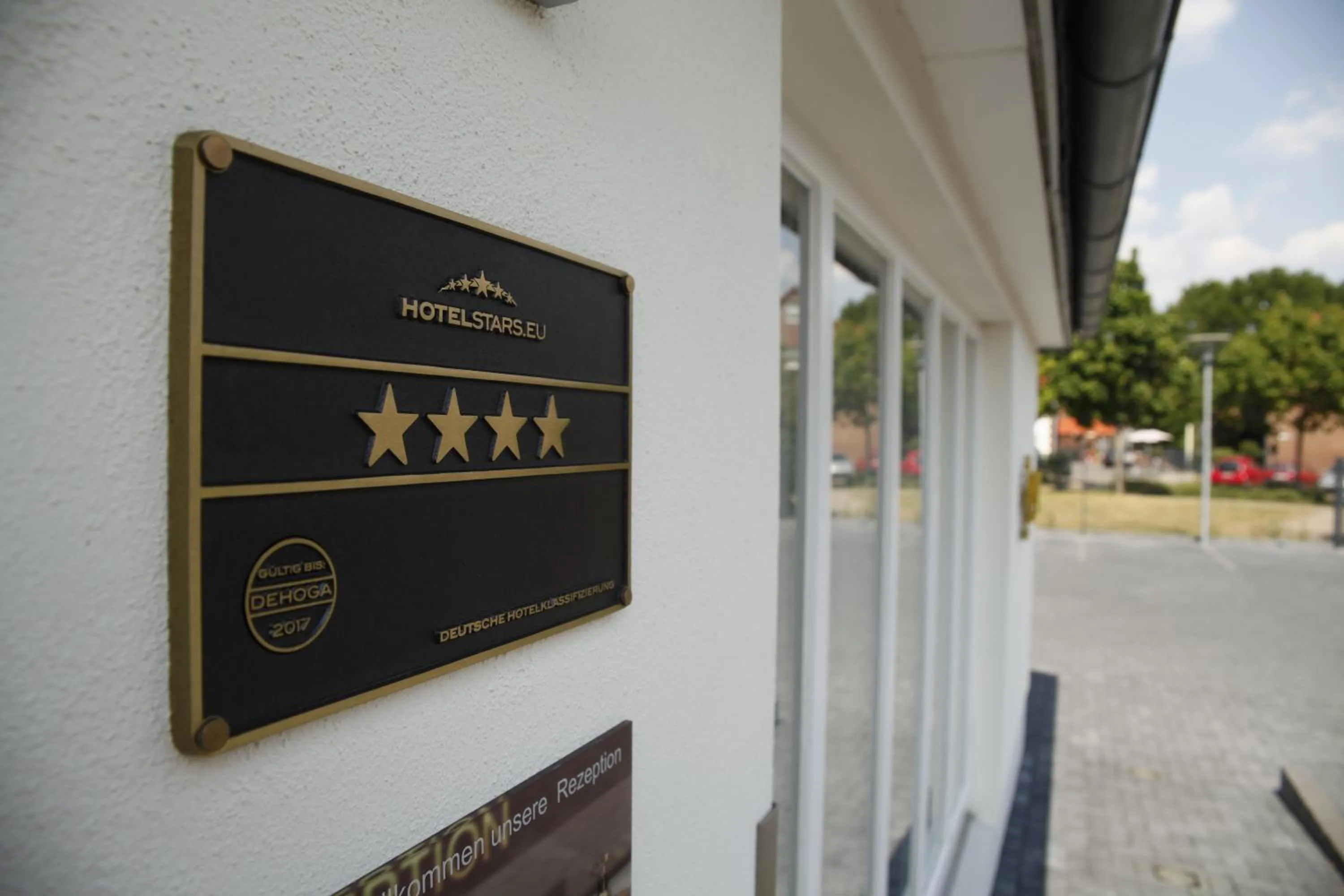 Logo/Certificate/Sign in Hotel Villa Will