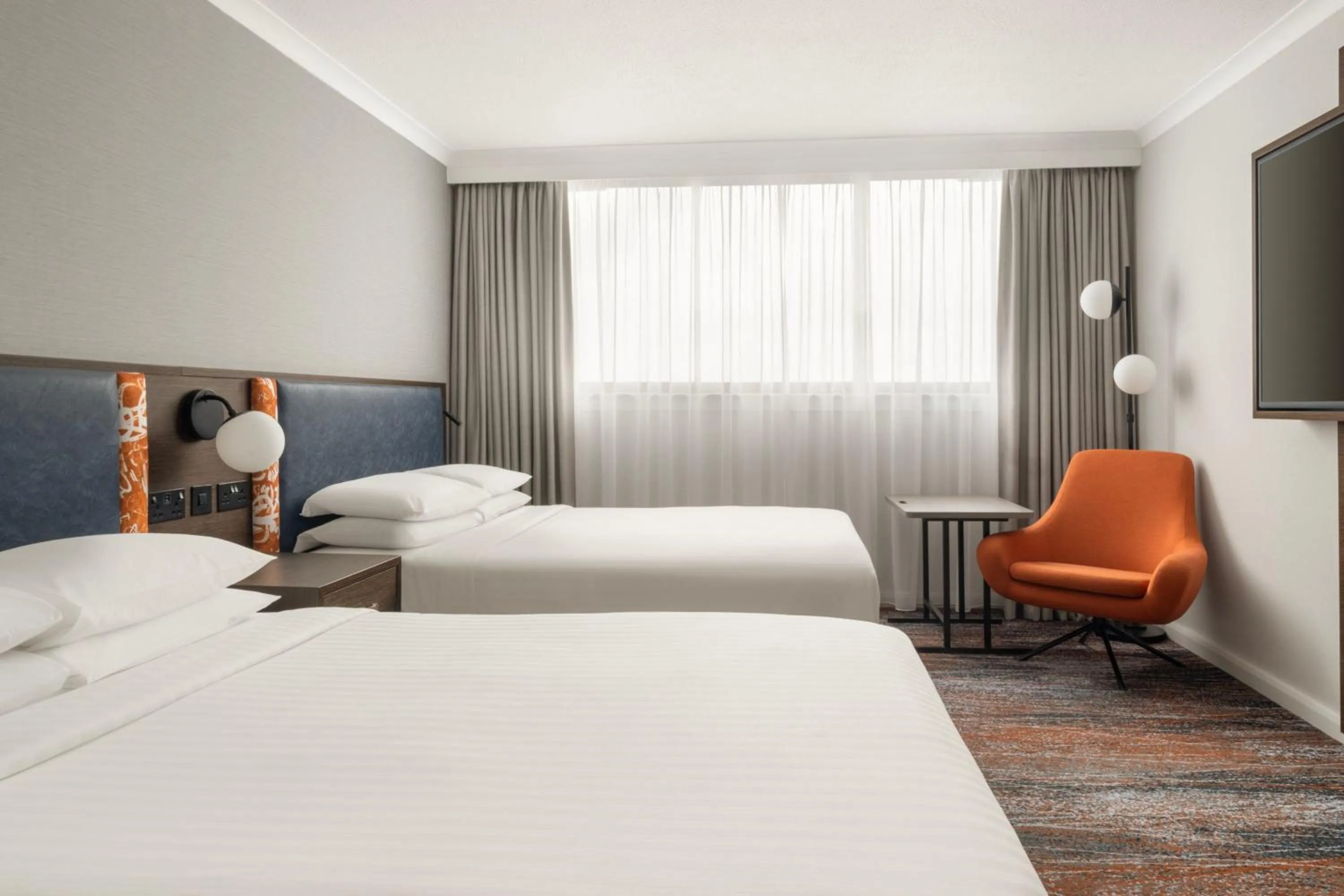 Bedroom, Bed in Glasgow Marriott Hotel