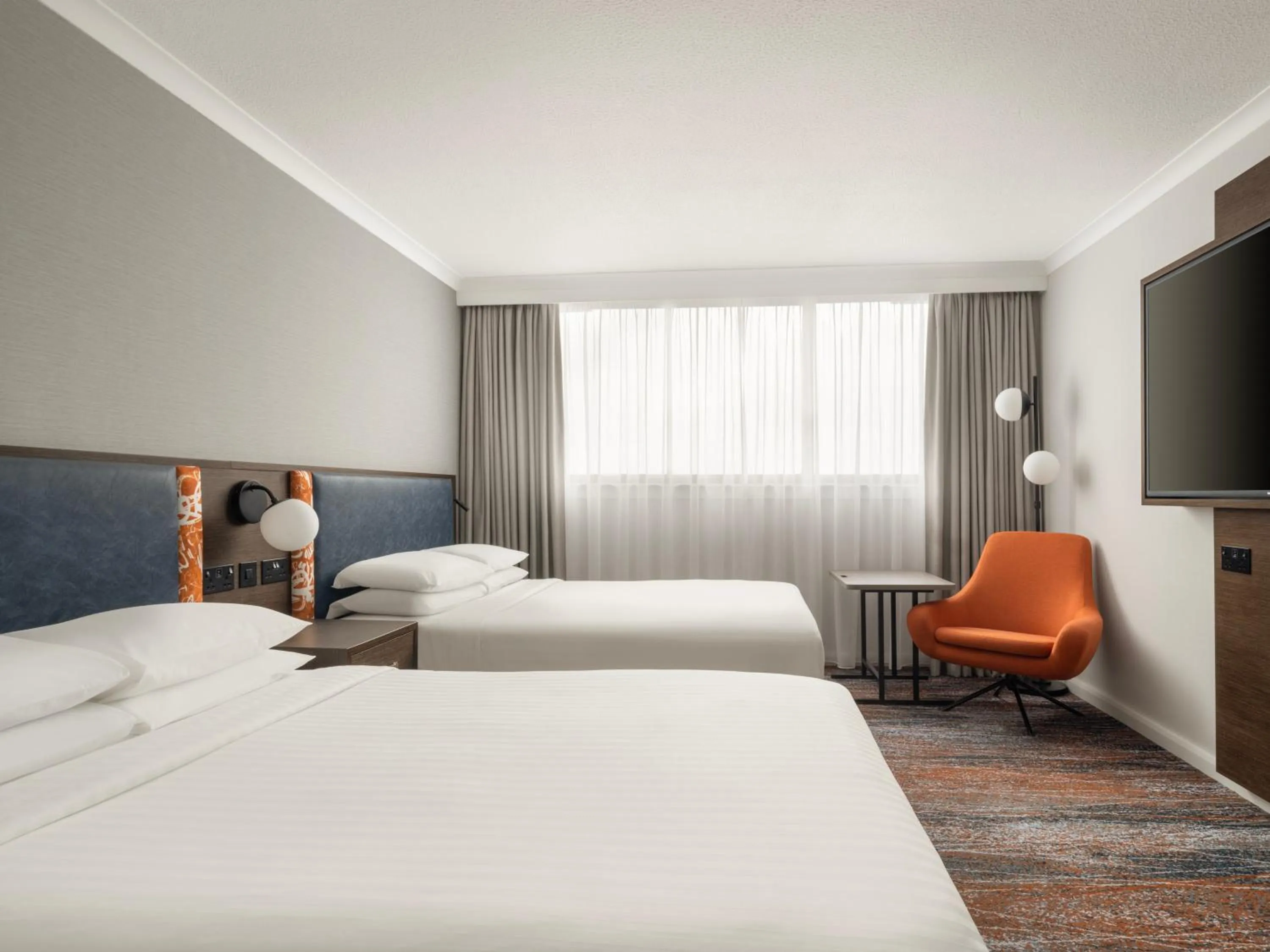 Bed in Glasgow Marriott Hotel