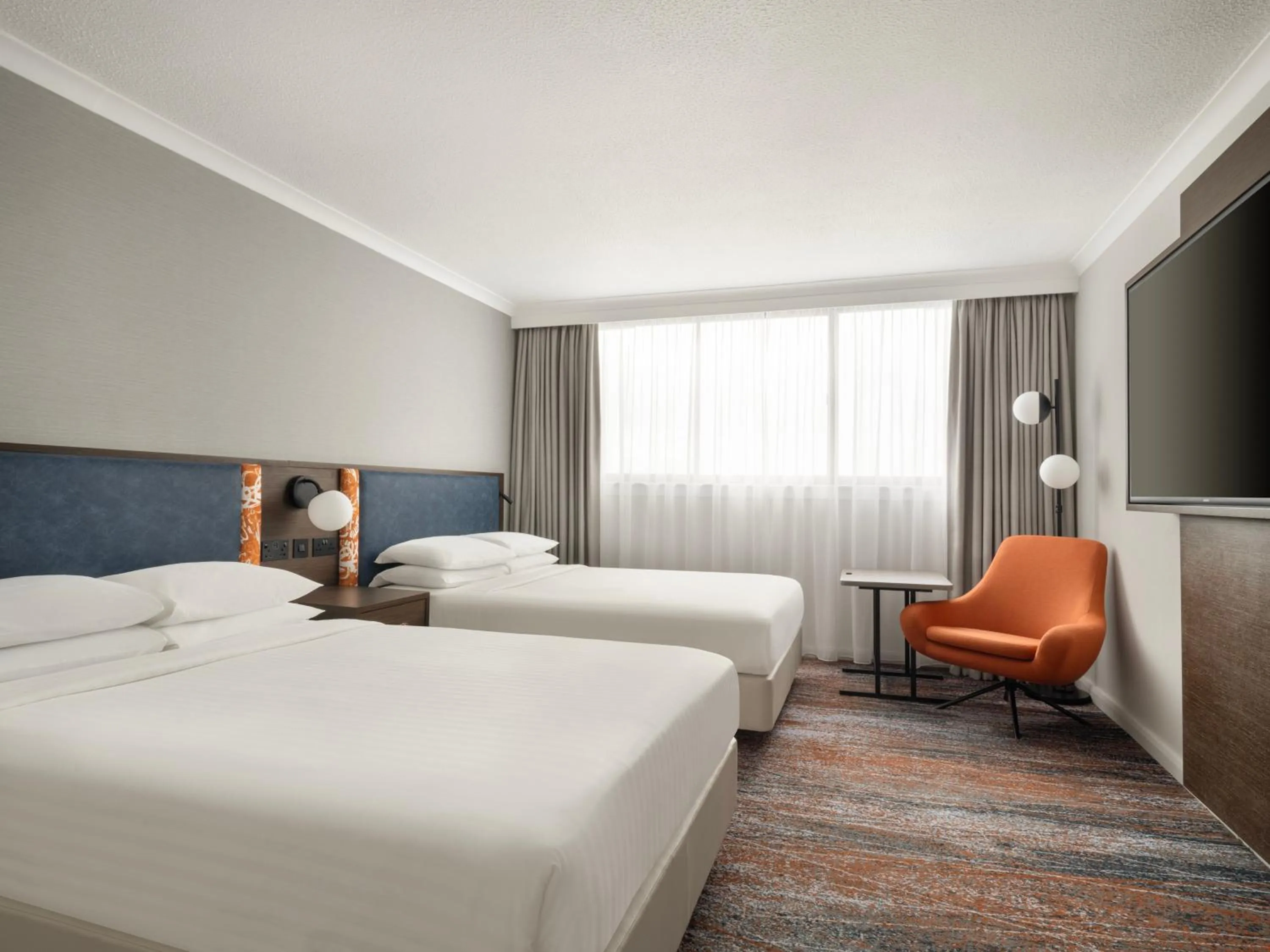 Bed in Glasgow Marriott Hotel