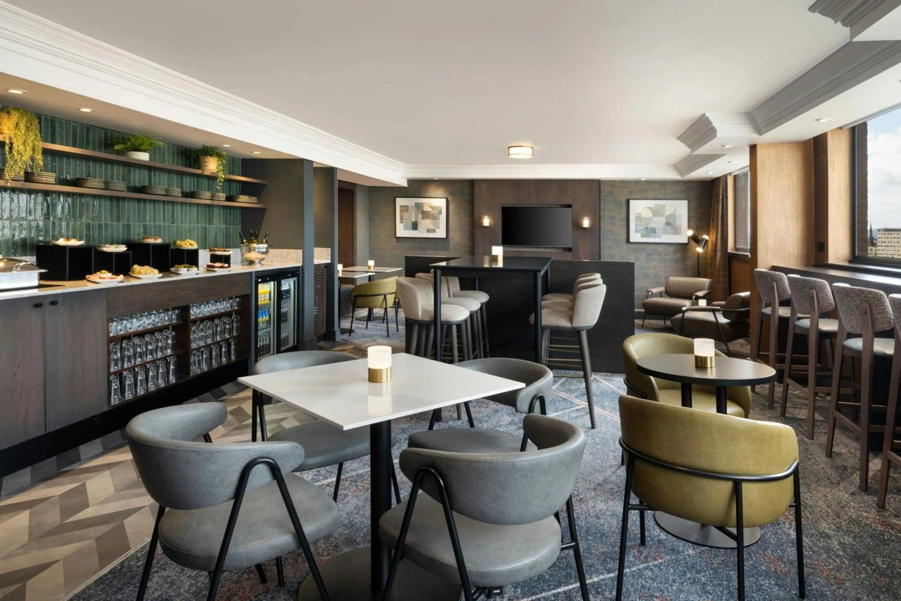 Lounge or bar in Glasgow Marriott Hotel