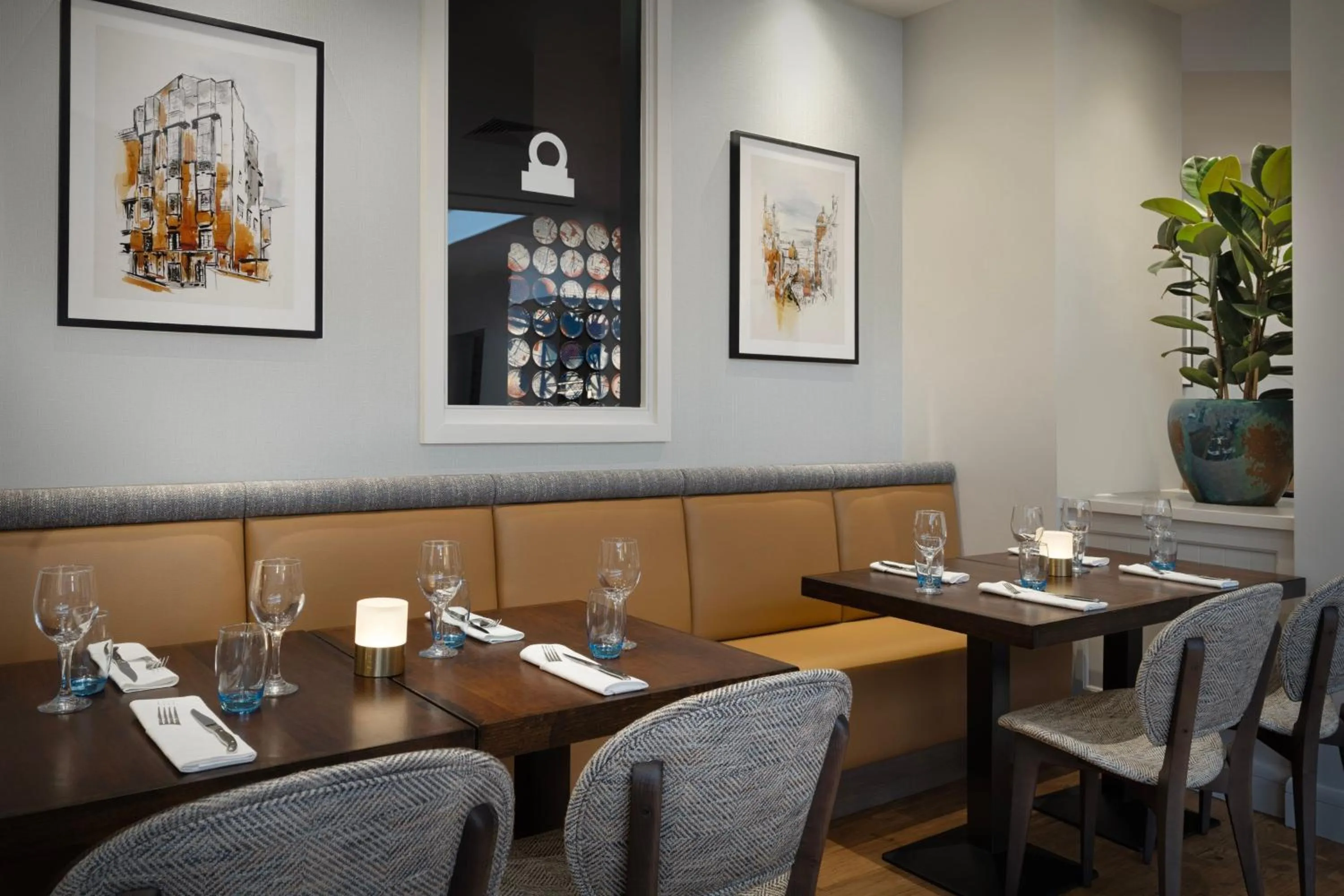 Restaurant/places to eat in Glasgow Marriott Hotel