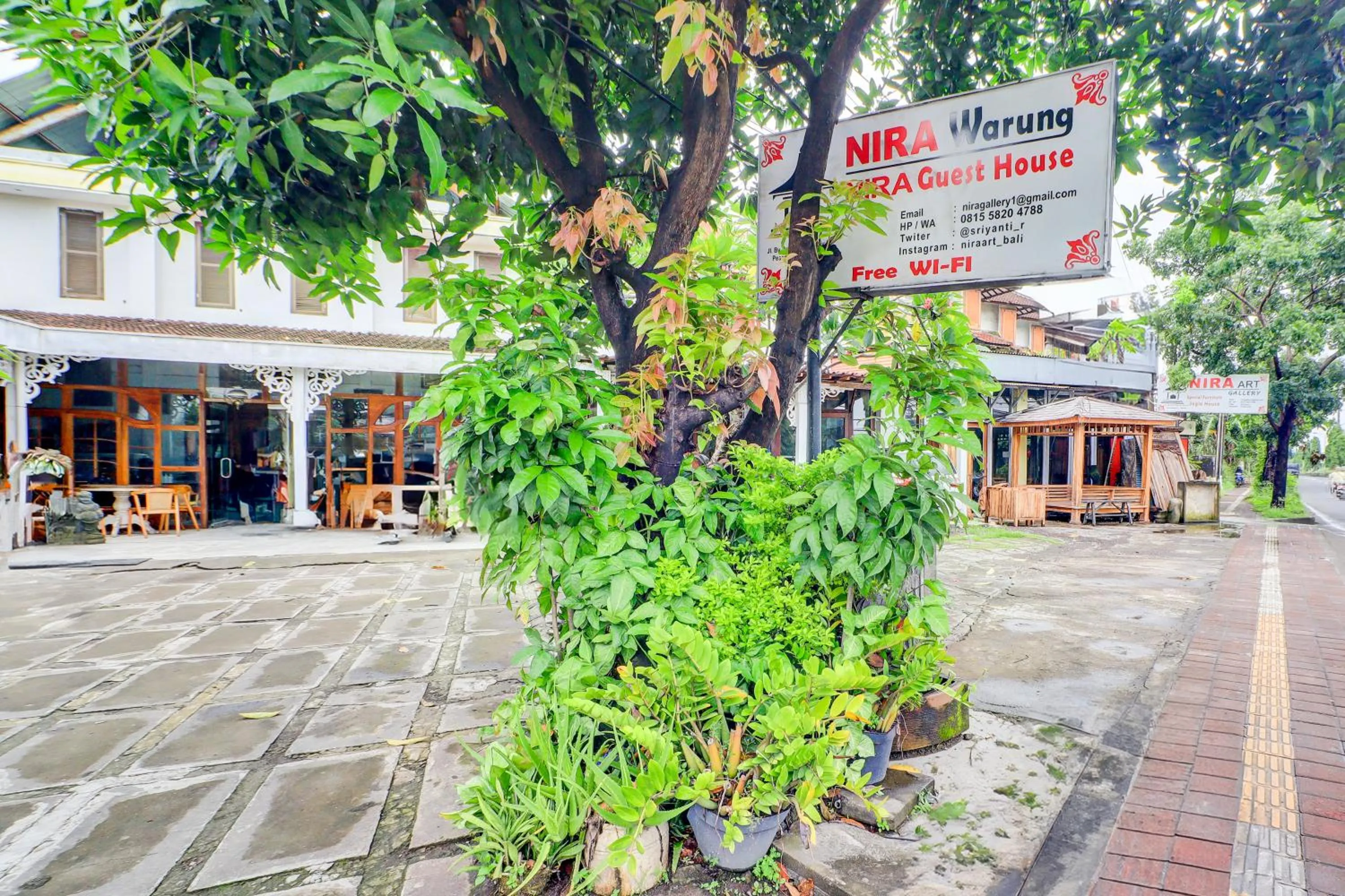 Facade/entrance in Collection O Sanur Near Bali Exotic Marine Park
