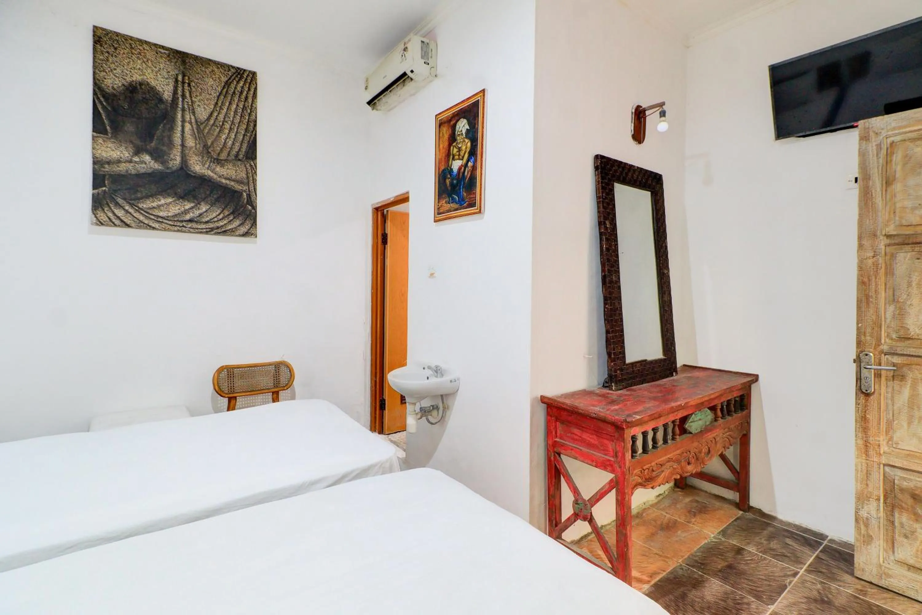 Bed in Collection O Sanur Near Bali Exotic Marine Park