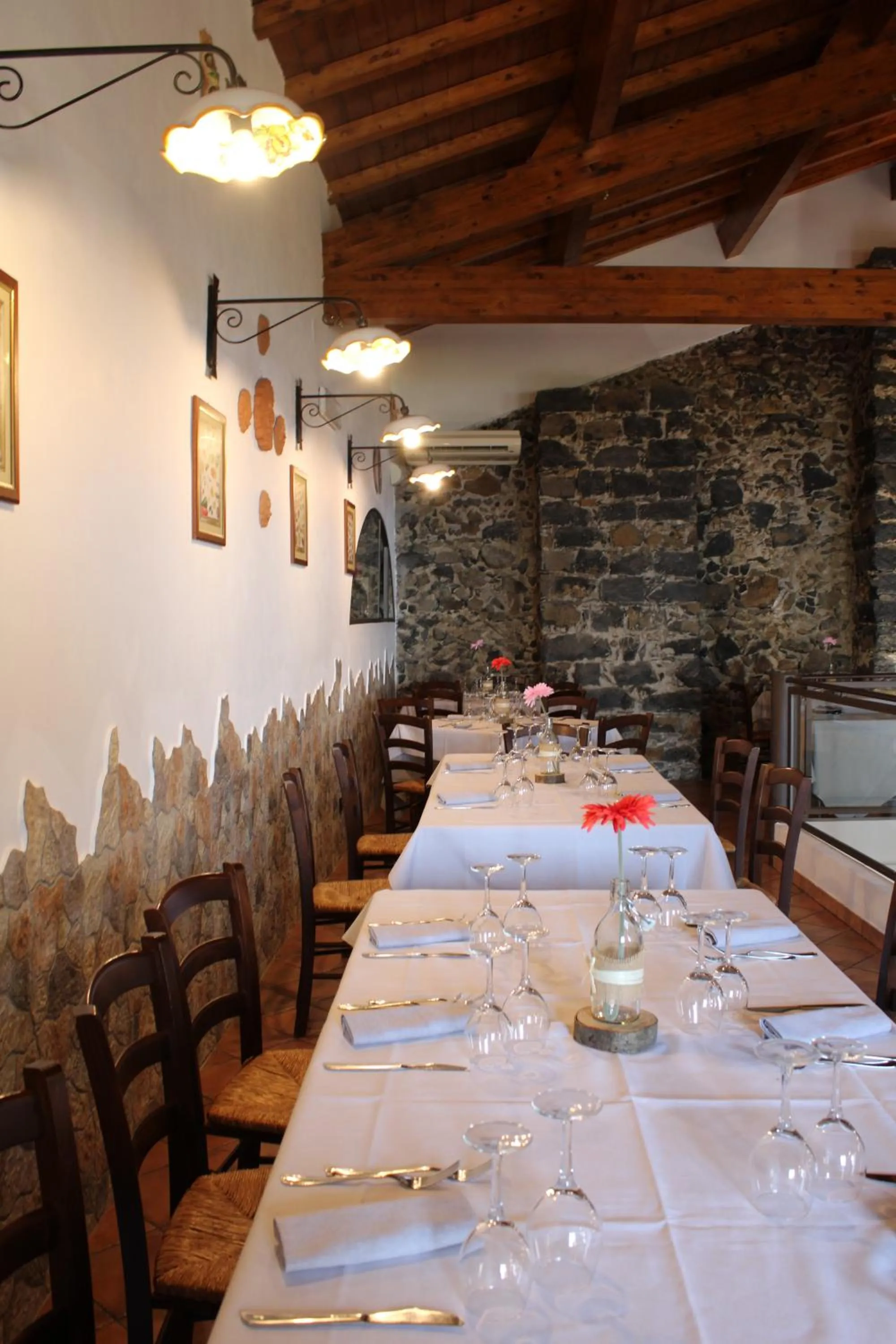 Restaurant/places to eat in IL Ciliegio Dell 'Etna