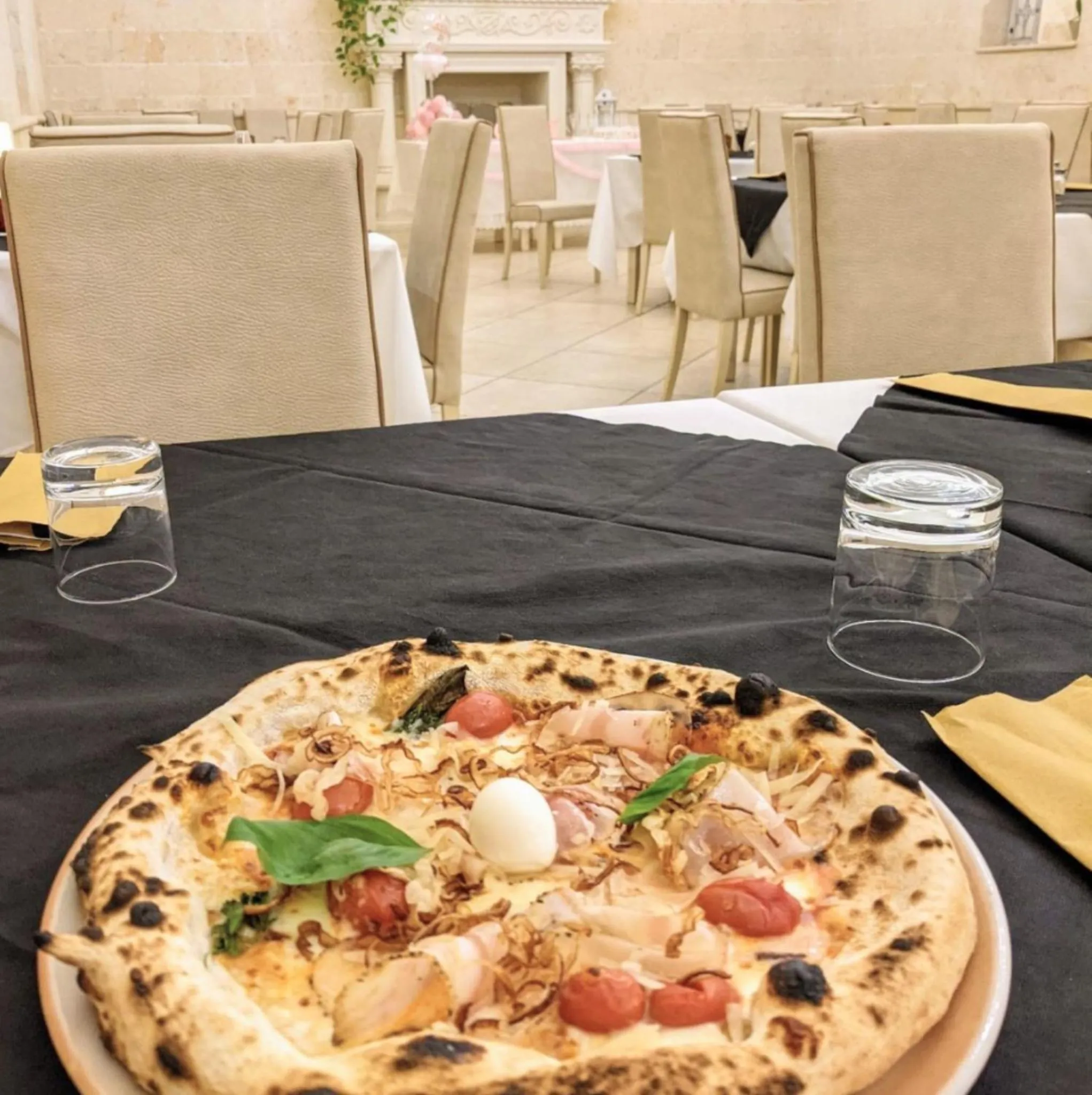 Restaurant/places to eat in Castello Conti Filo