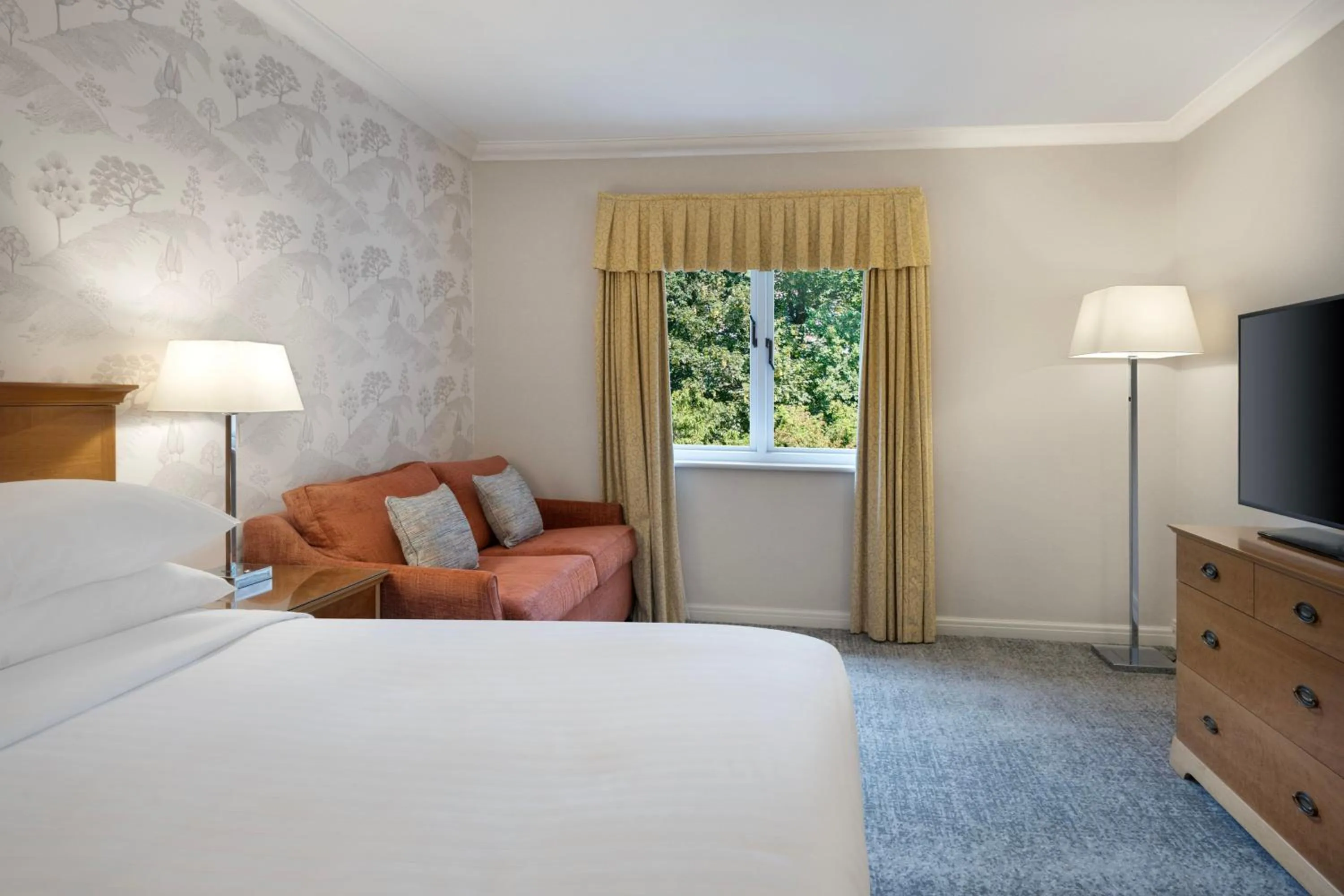 Photo of the whole room, Bed in Delta Hotels by Marriott Breadsall Priory Country Club