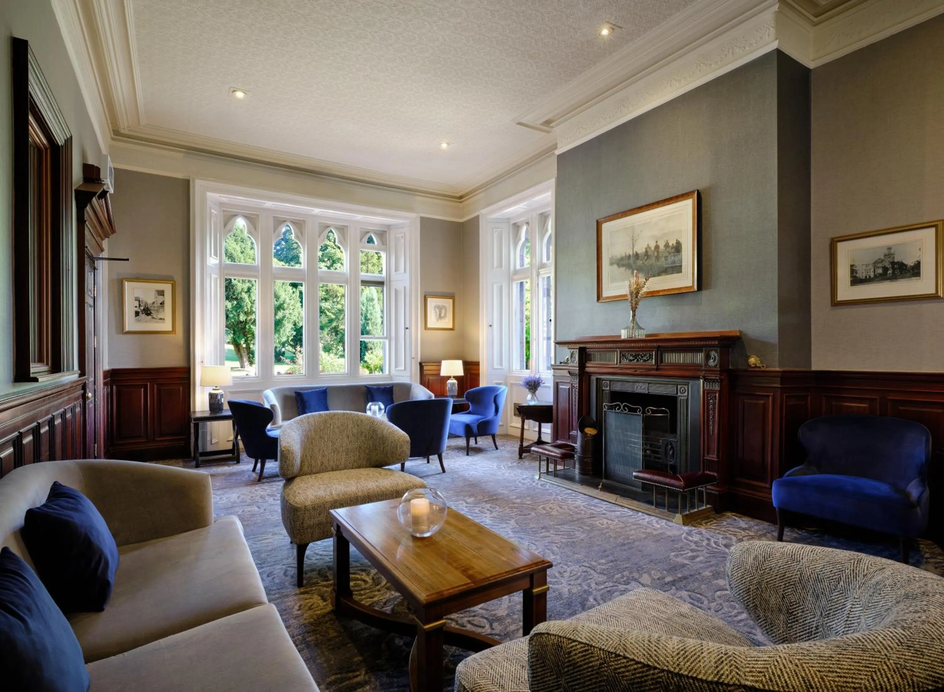 Lounge or bar in Delta Hotels by Marriott Breadsall Priory Country Club