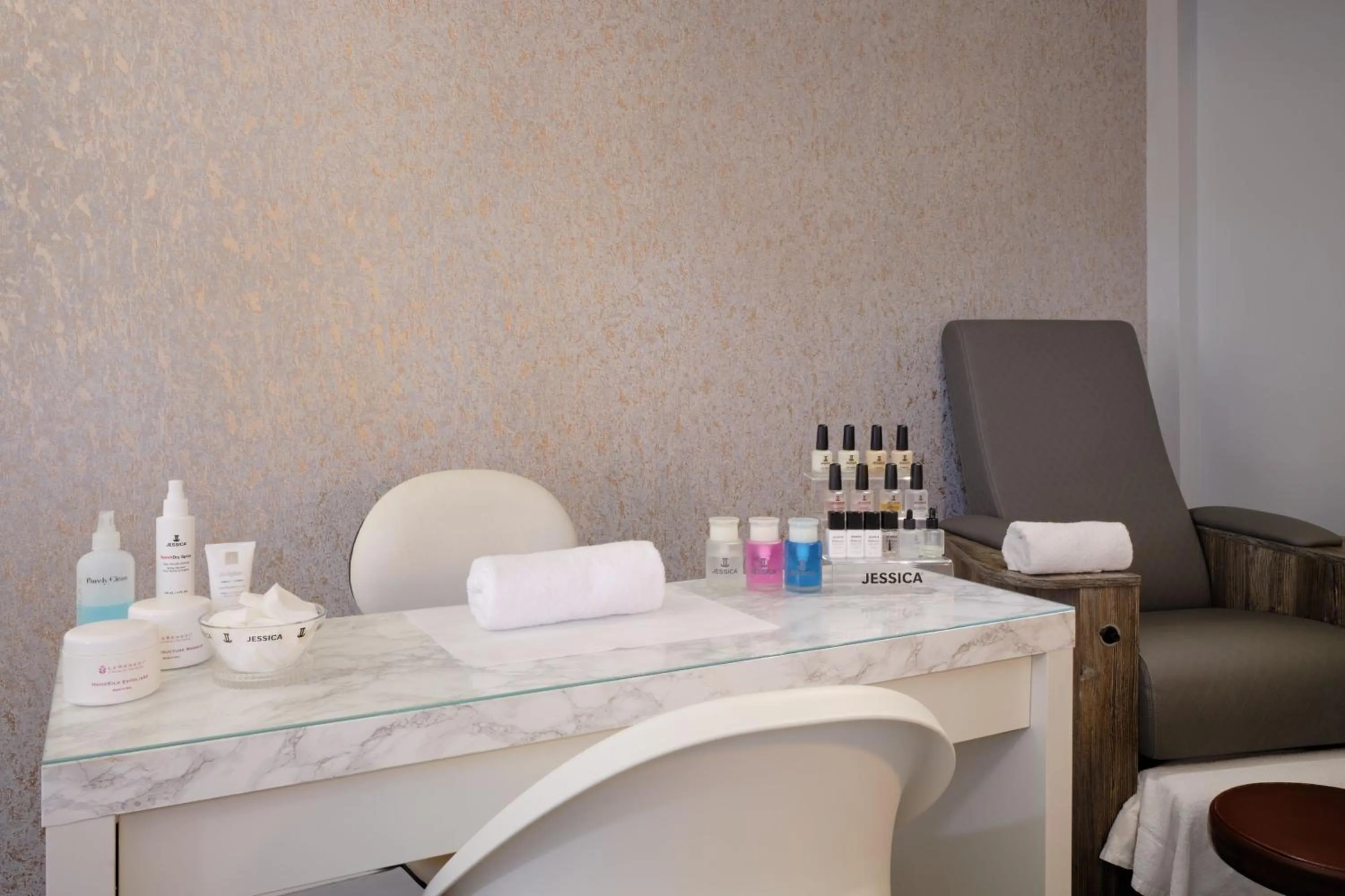 Spa and wellness centre/facilities in Delta Hotels by Marriott Breadsall Priory Country Club