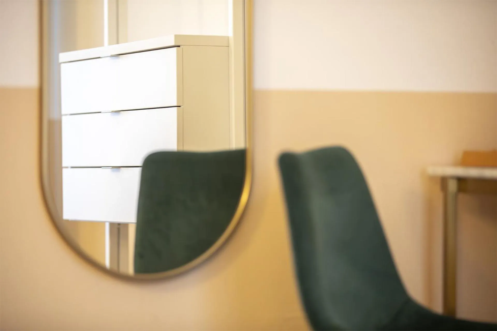 Bedroom in Grand Hôtel Saint-Aignan