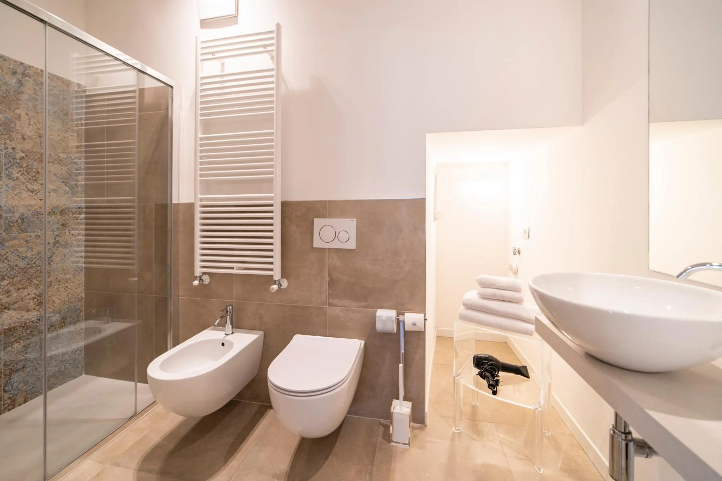 Shower in Albergo Diffuso Vulcano Village