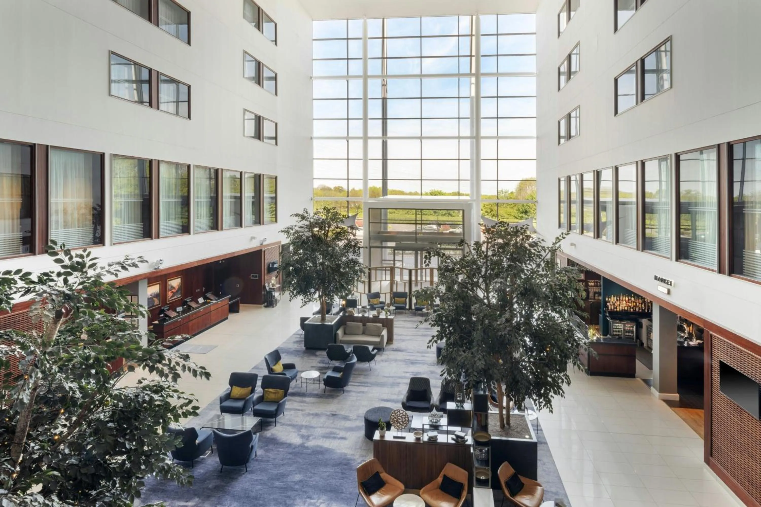Lobby or reception in Leicester Marriott Hotel