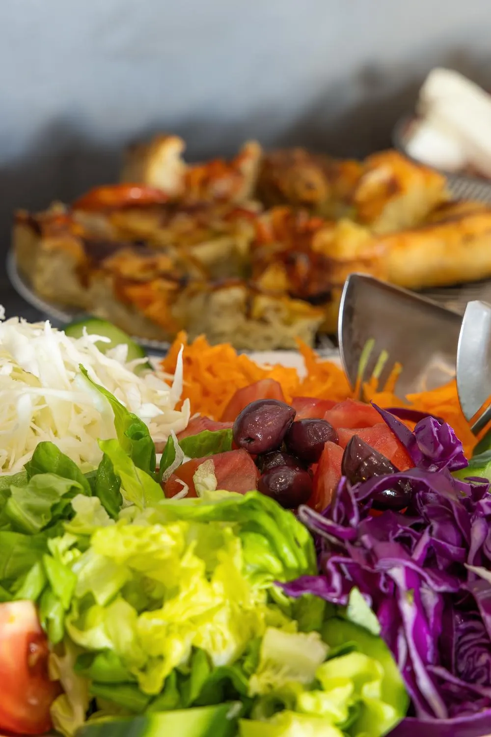 Restaurant/places to eat in Almira Hotel