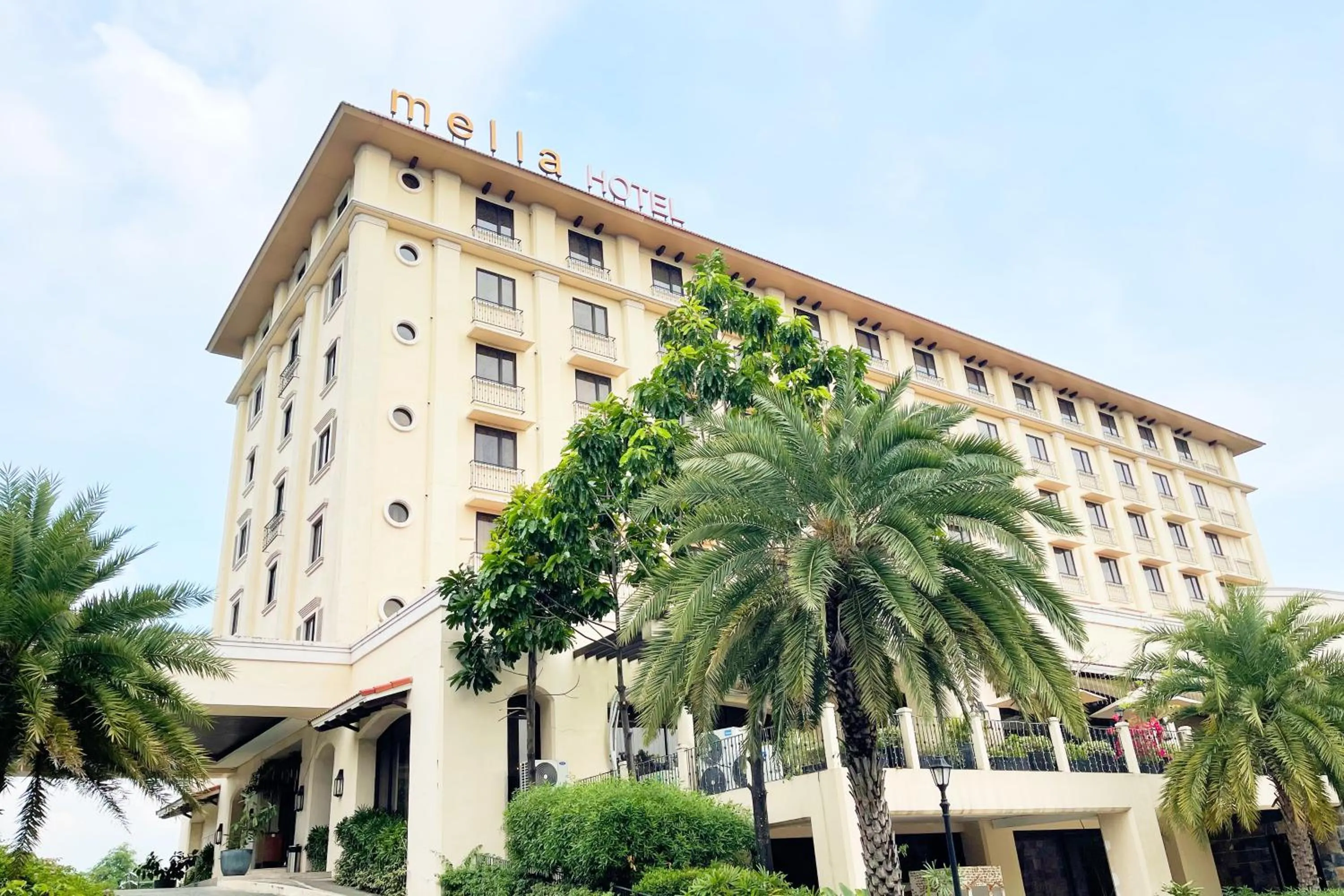 Mella Hotel Manila near NAIA Airport