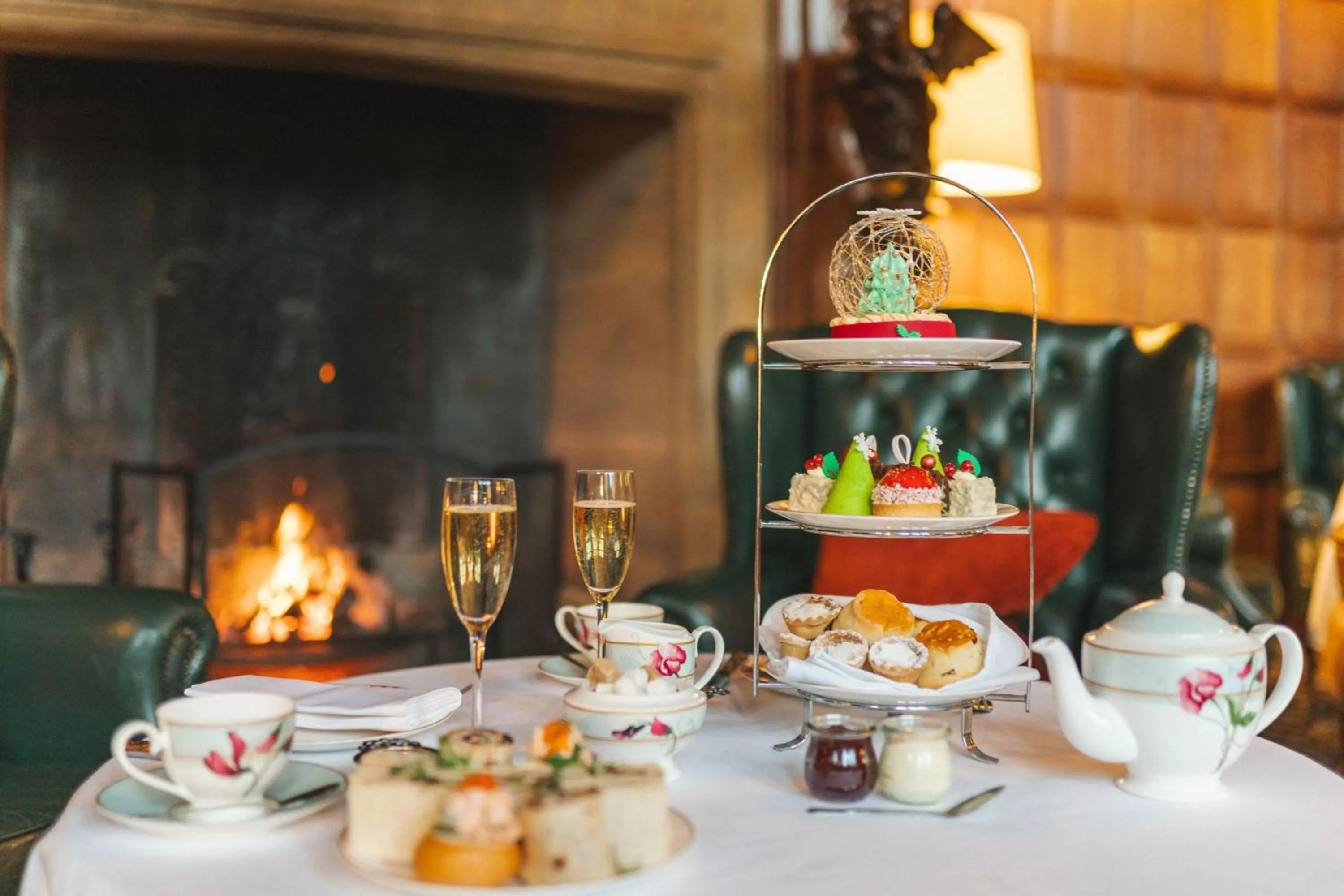 Restaurant/places to eat in Hanbury Manor Marriott Hotel & Country Club