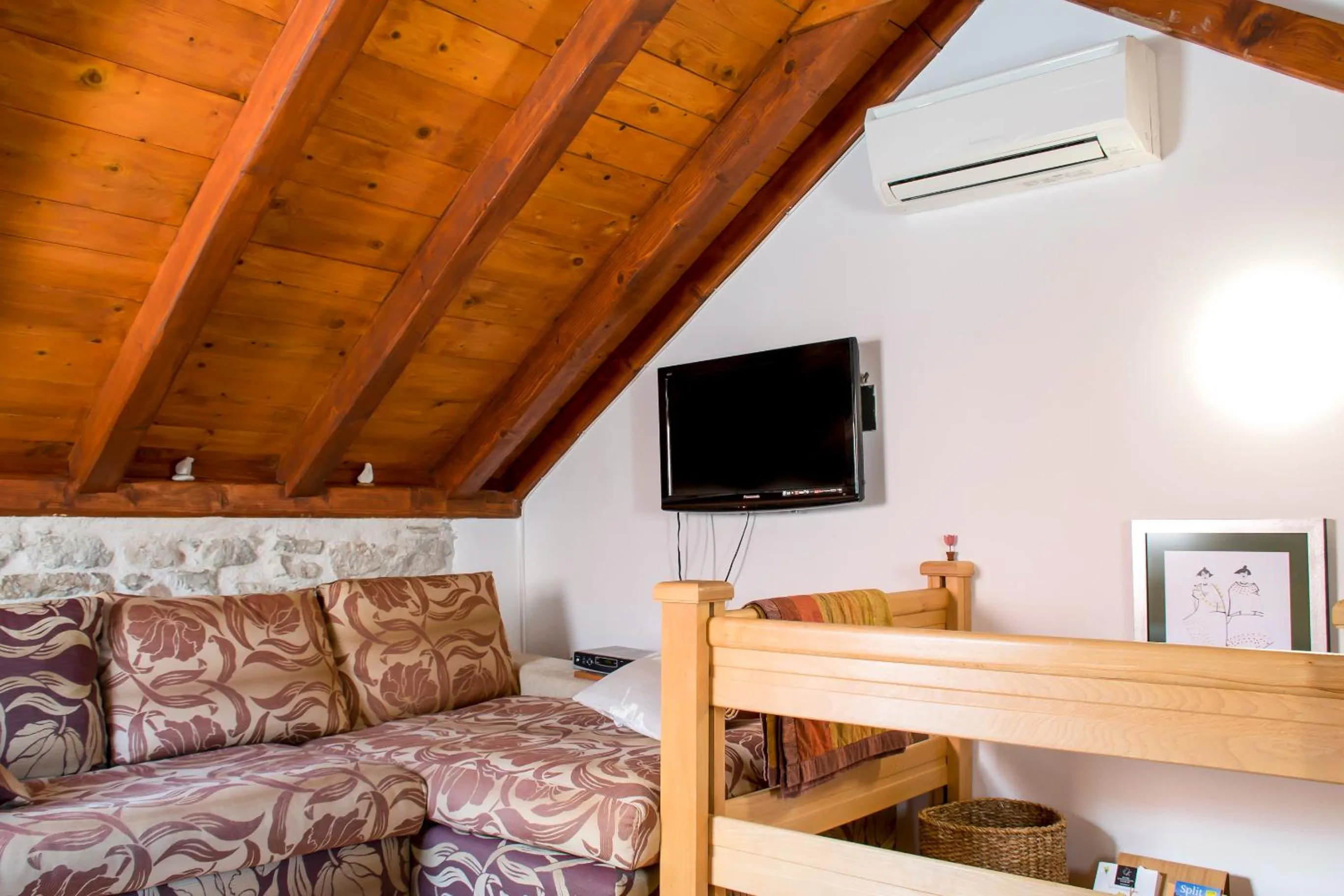 TV and multimedia in Apartments Salvezani