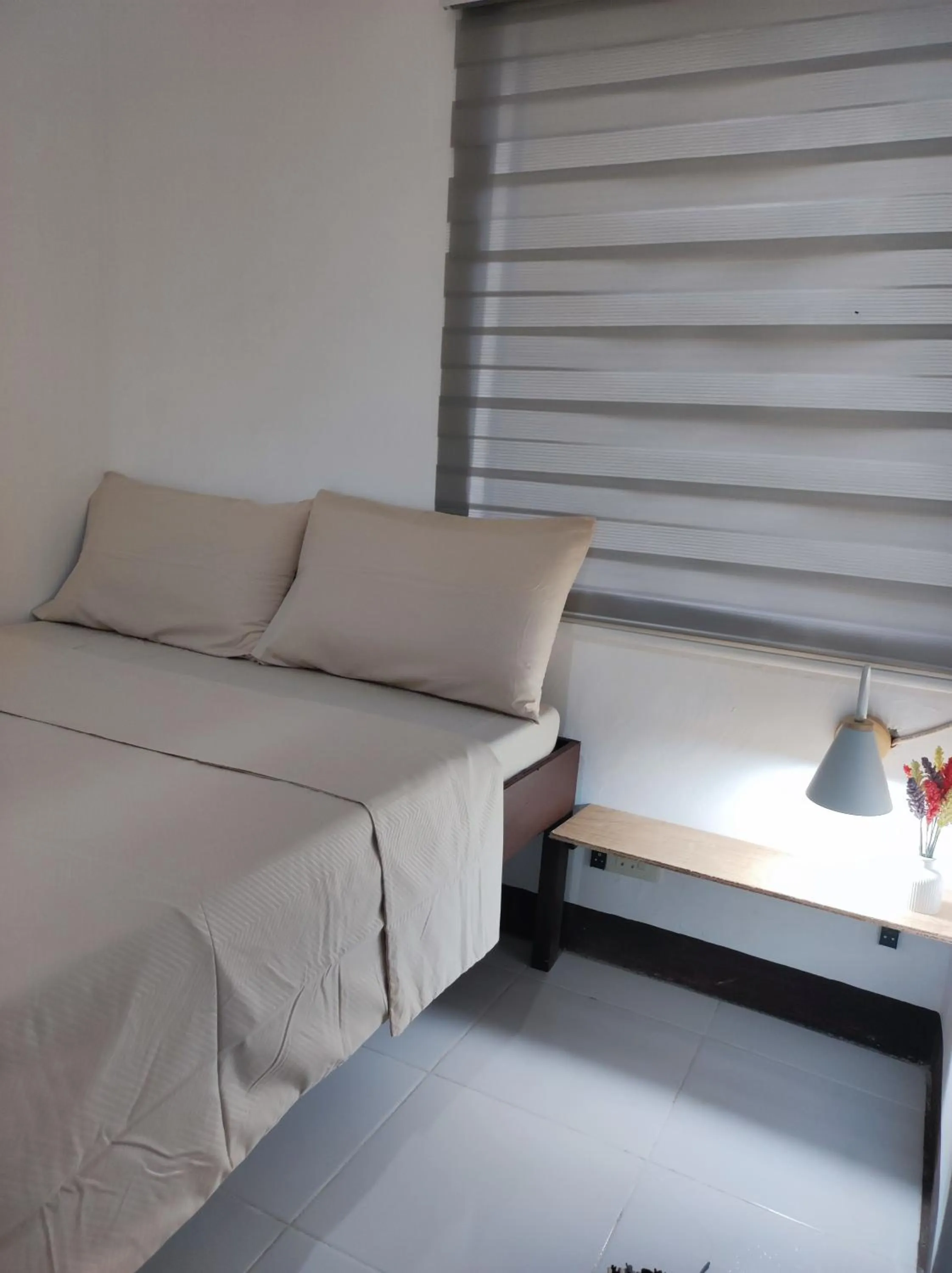 Living room, Bed in Aloha Hostel Siargao