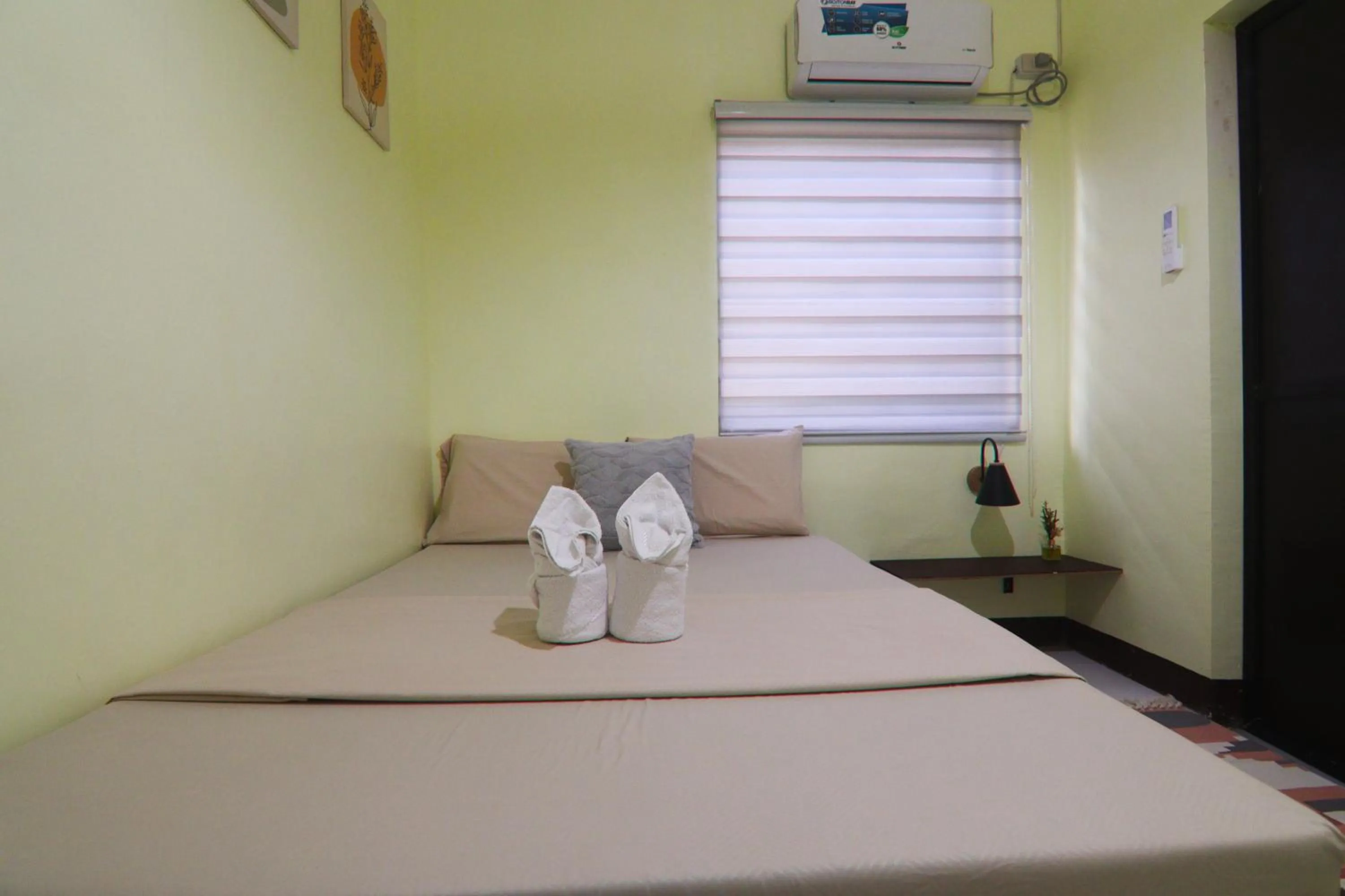 Photo of the whole room, Bed in Aloha Hostel Siargao