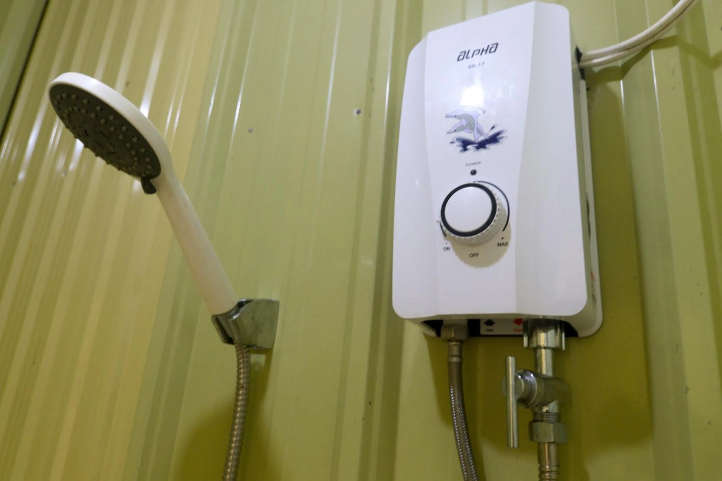 Shower in Aloha Hostel Siargao